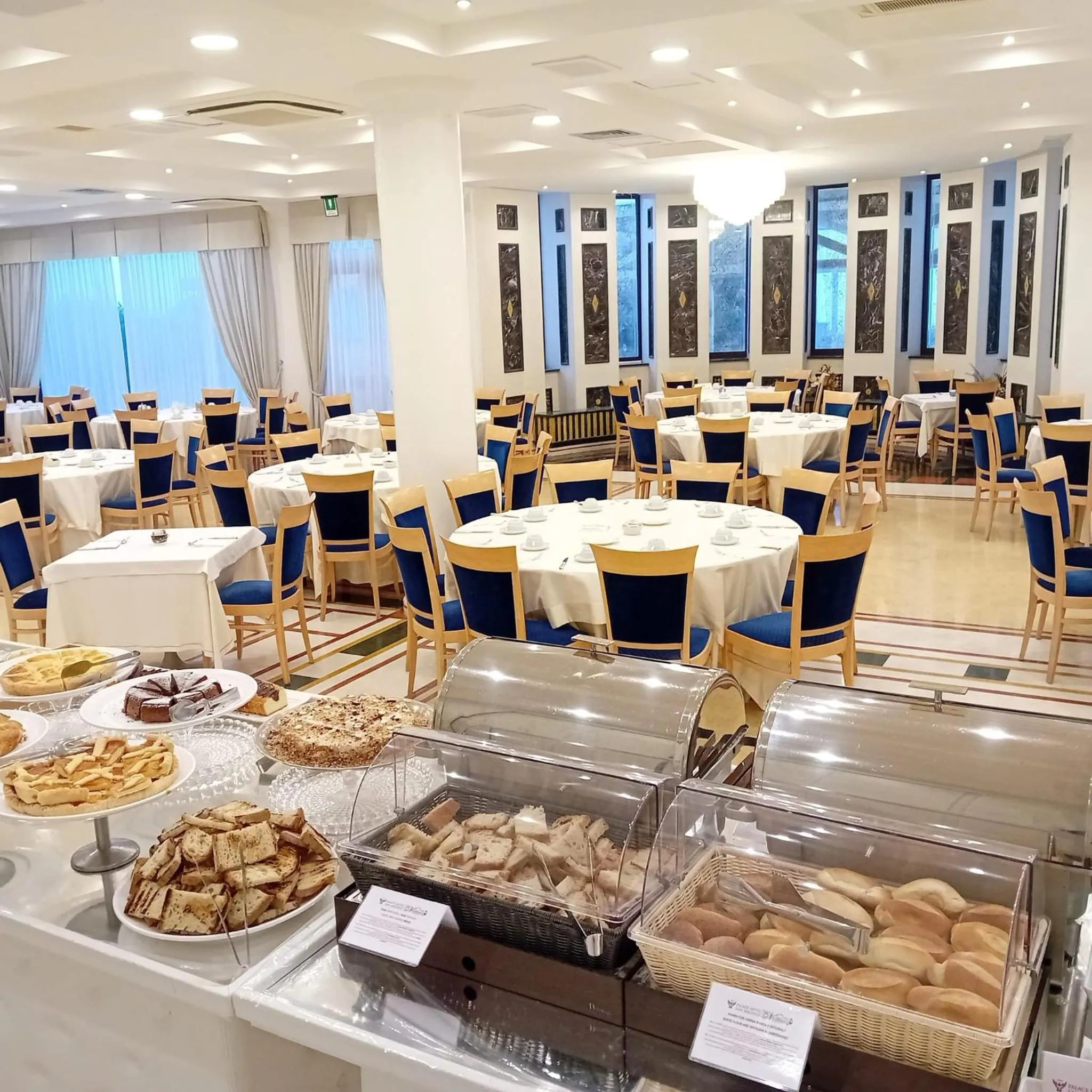 Breakfast in Hotel Relais dei Normanni