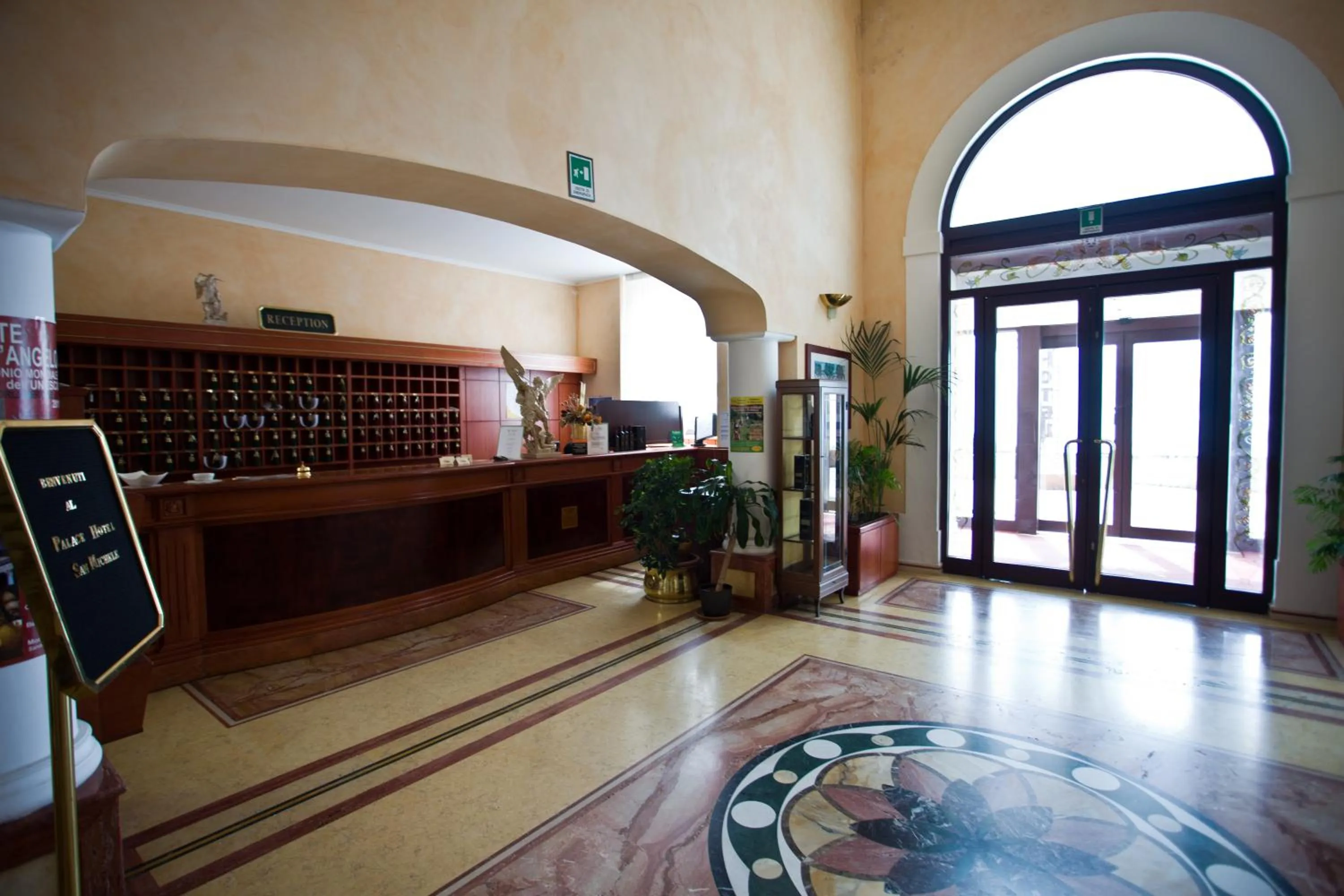 Lobby or reception in Hotel Relais dei Normanni