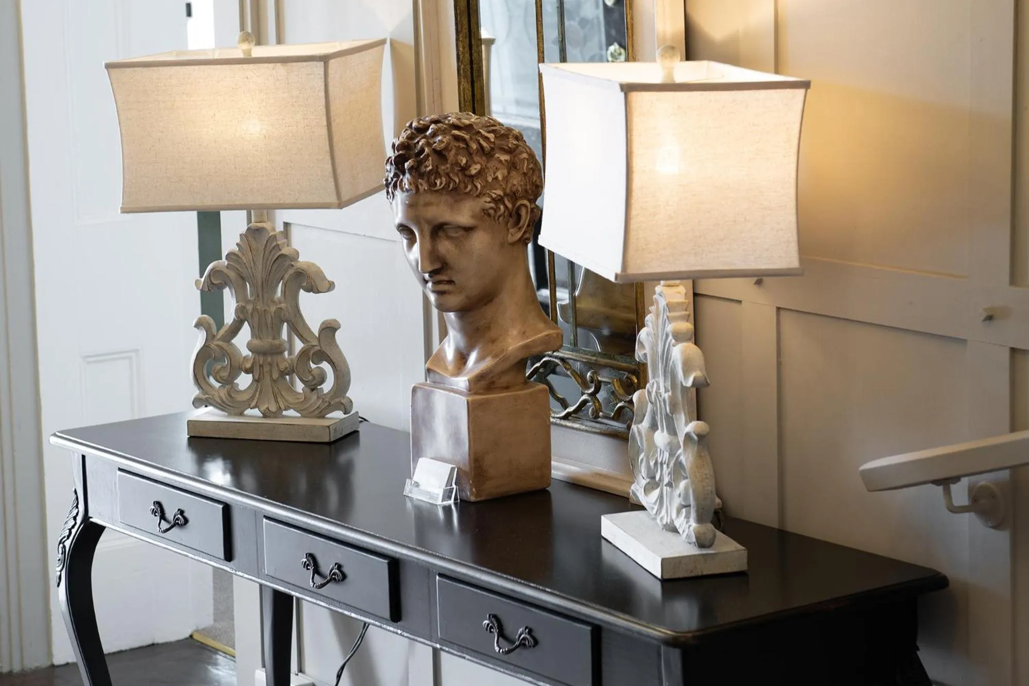 Decorative detail in Plas Maenan