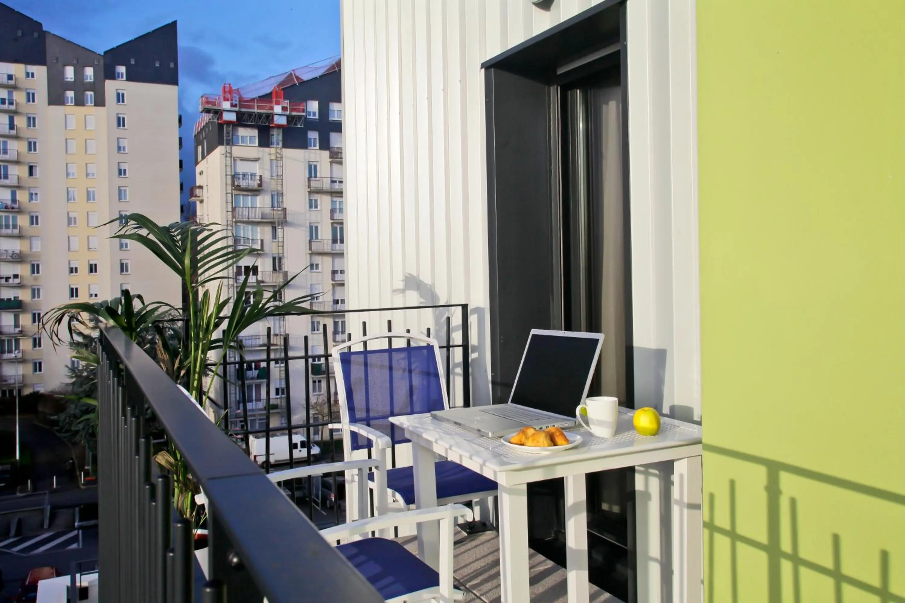 Balcony/Terrace in Appart Hotel Odalys City Tours Le Jardin des Lettres