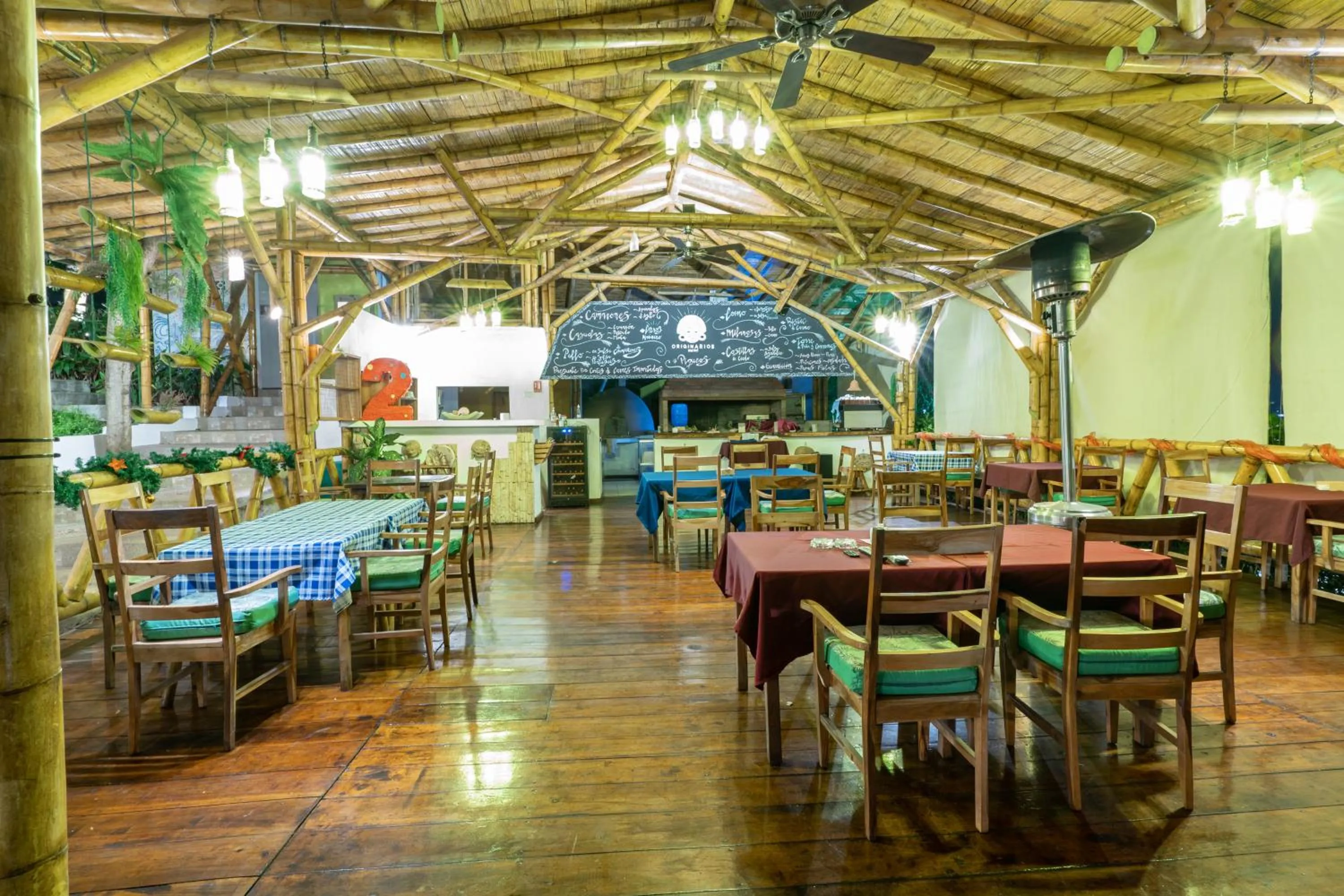 Restaurant/places to eat in Nativa Bambu Ecolodge