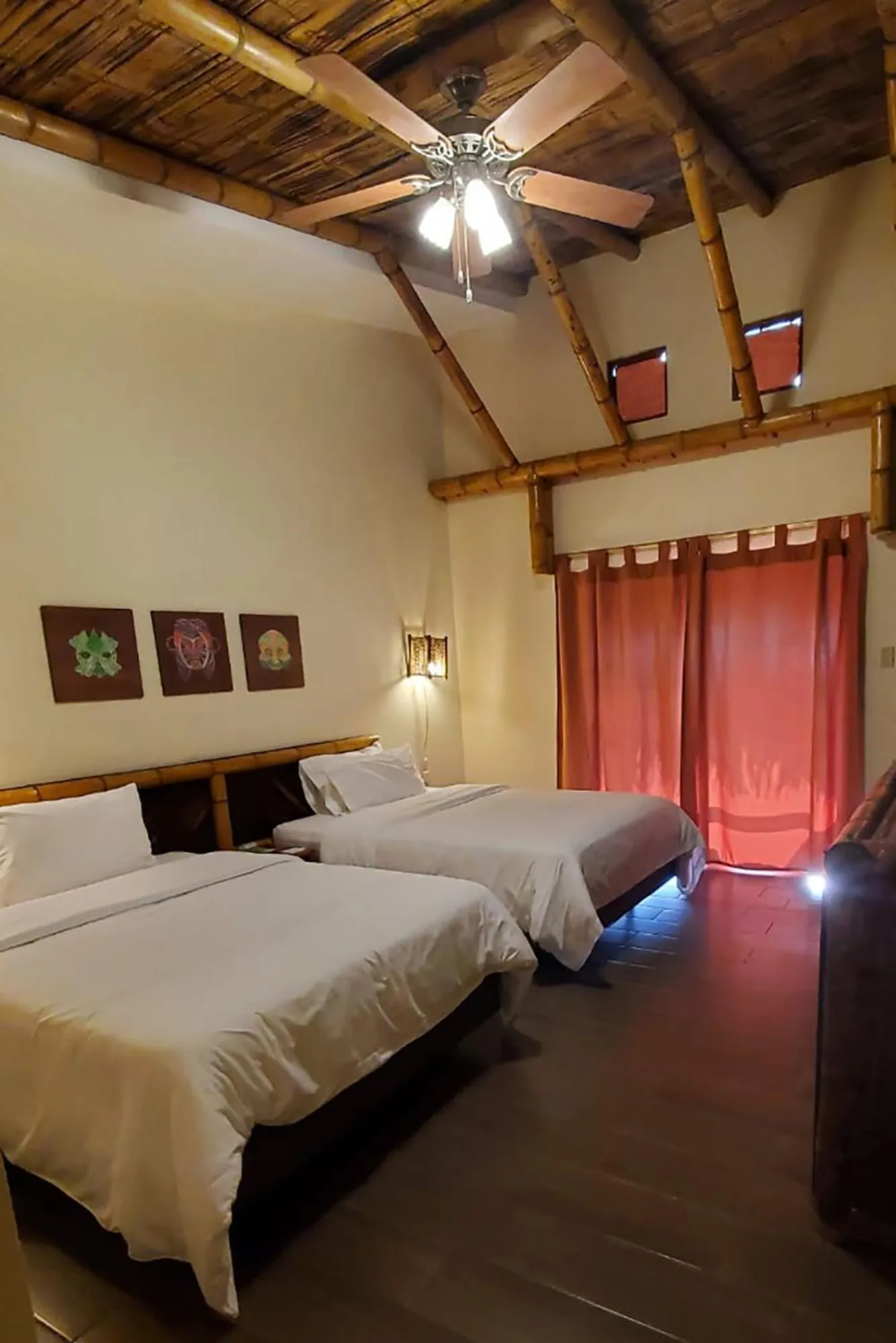 Bed in Nativa Bambu Ecolodge