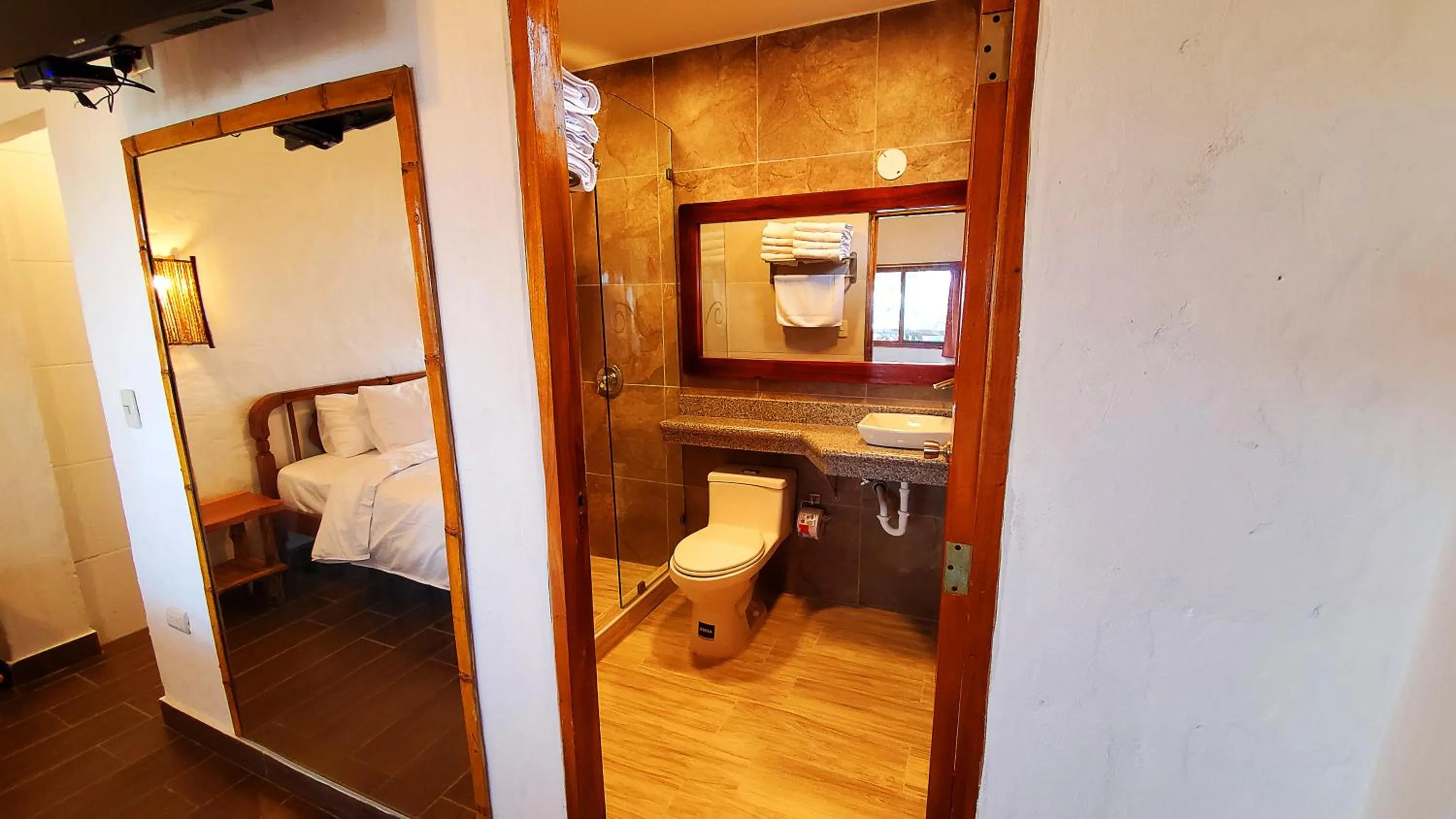 Bathroom in Nativa Bambu Ecolodge