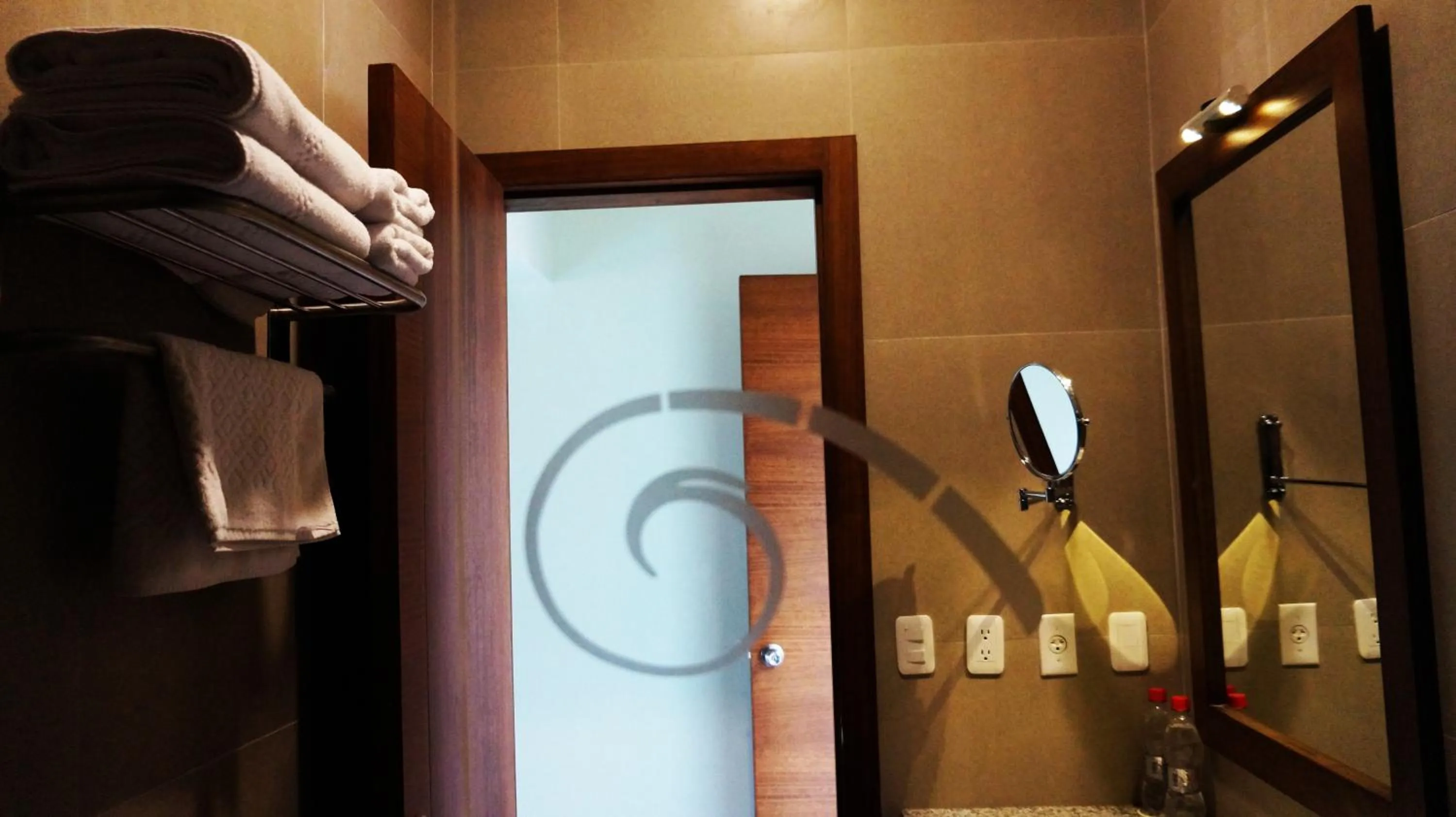 Bathroom in Nativa Bambu Ecolodge