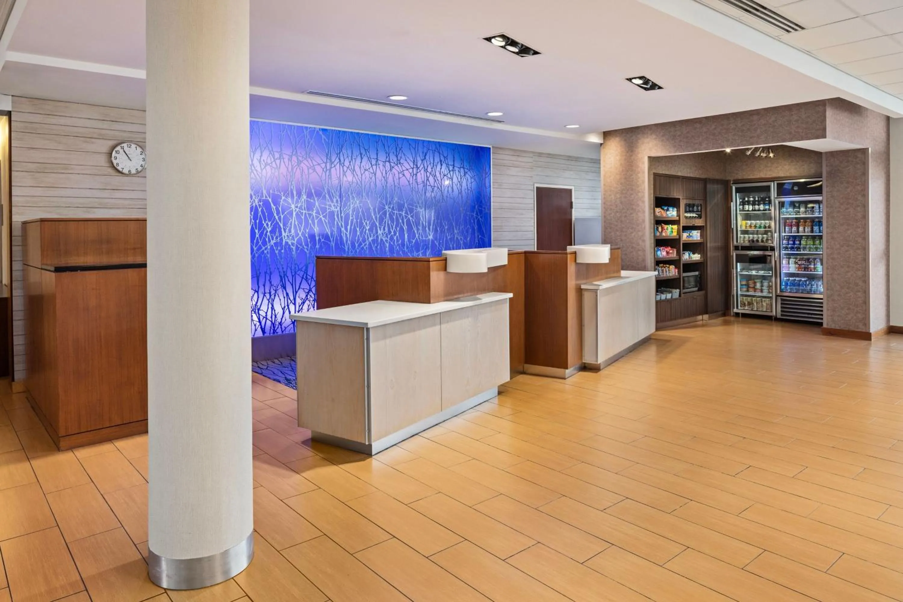 Lobby or reception in Fairfield Inn & Suites by Marriott Waterloo Cedar Falls