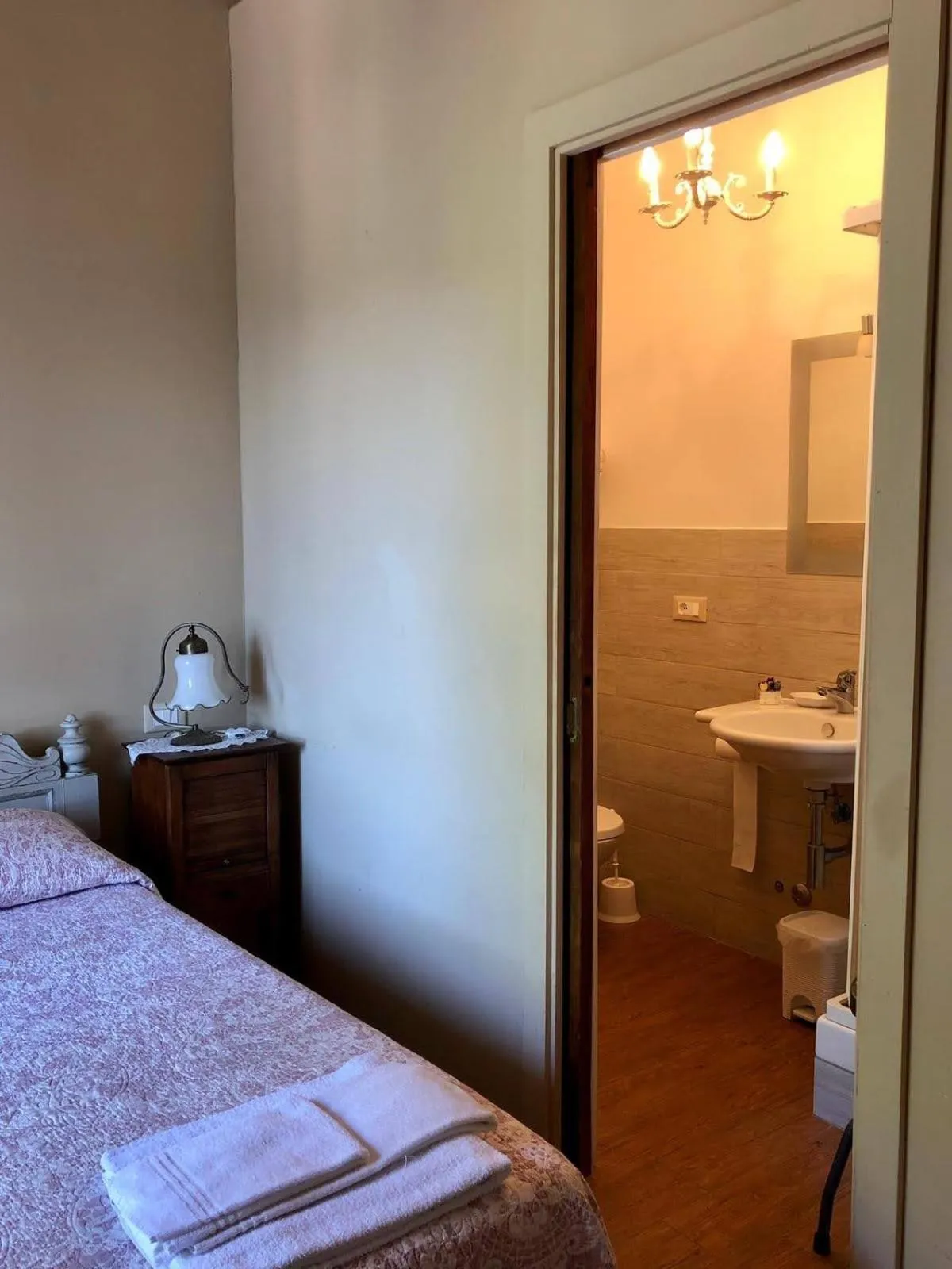 Bathroom, Bed in Fontebella