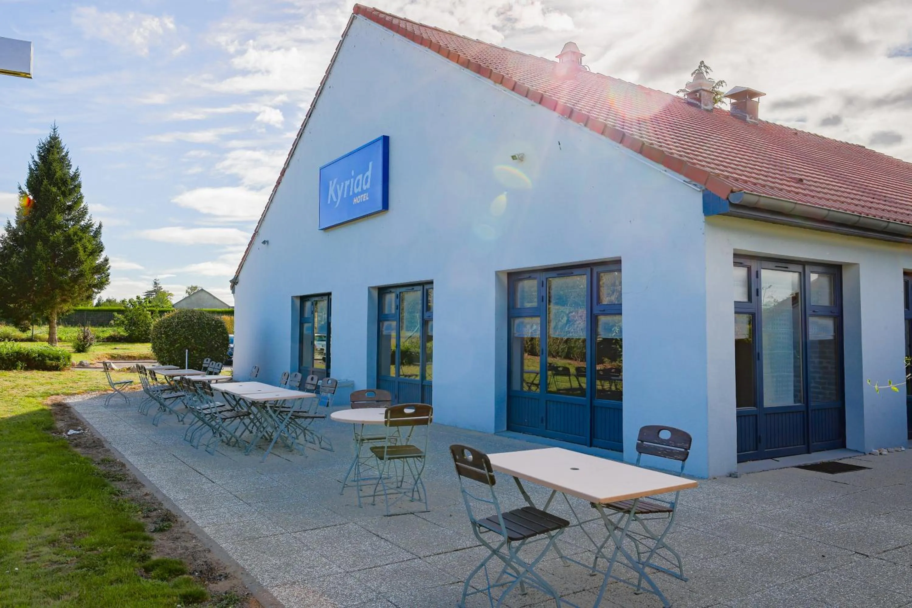 Hôtel Restaurant Kyriad de Péronne