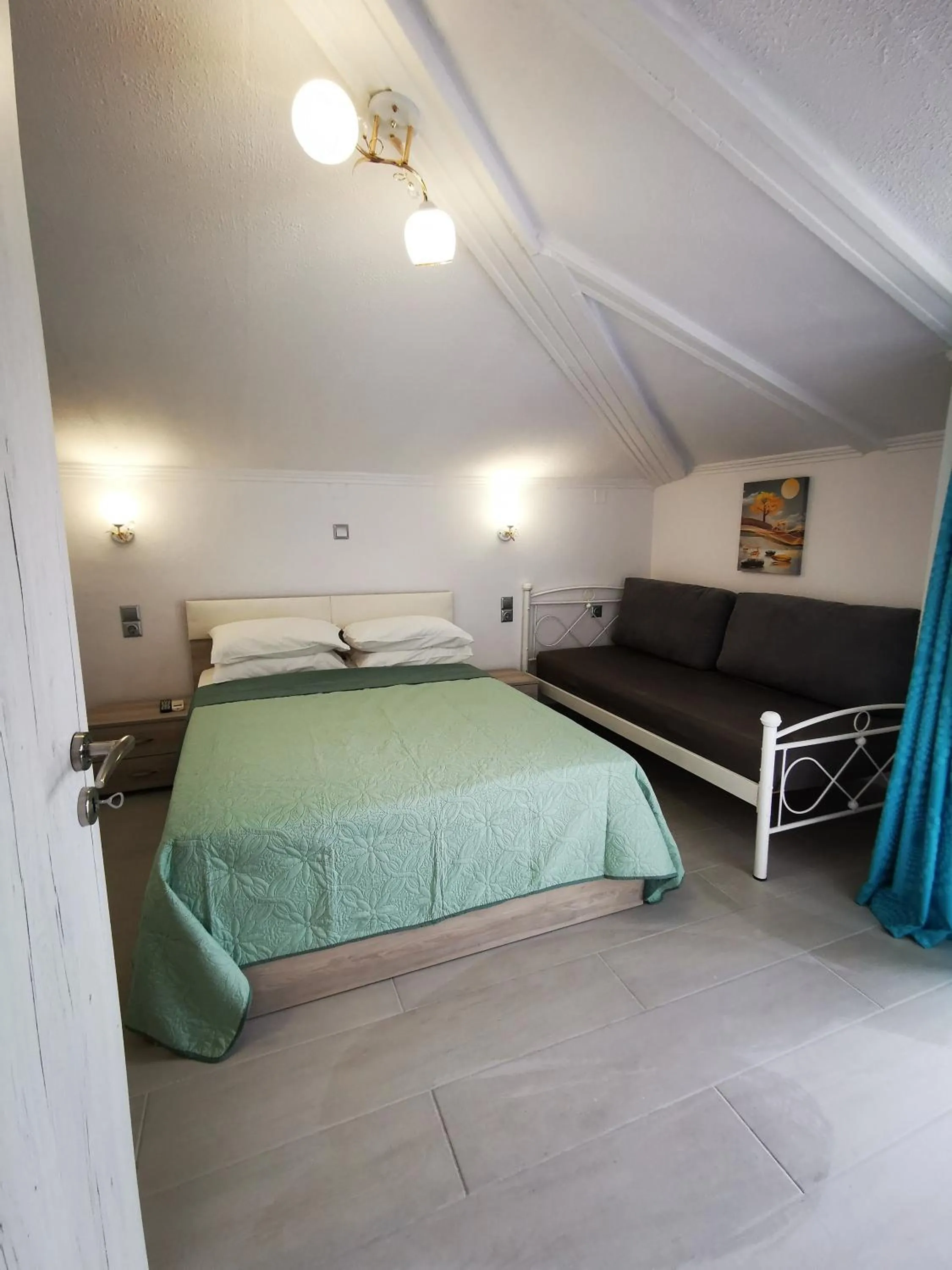 Bed in Anthis Studios