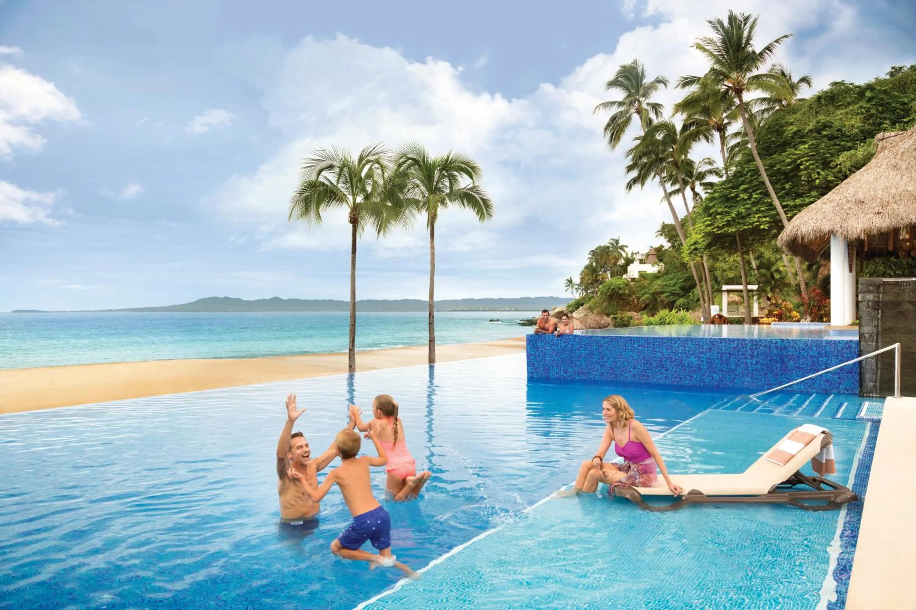 Swimming pool in Hyatt Ziva Puerto Vallarta - All Inclusive