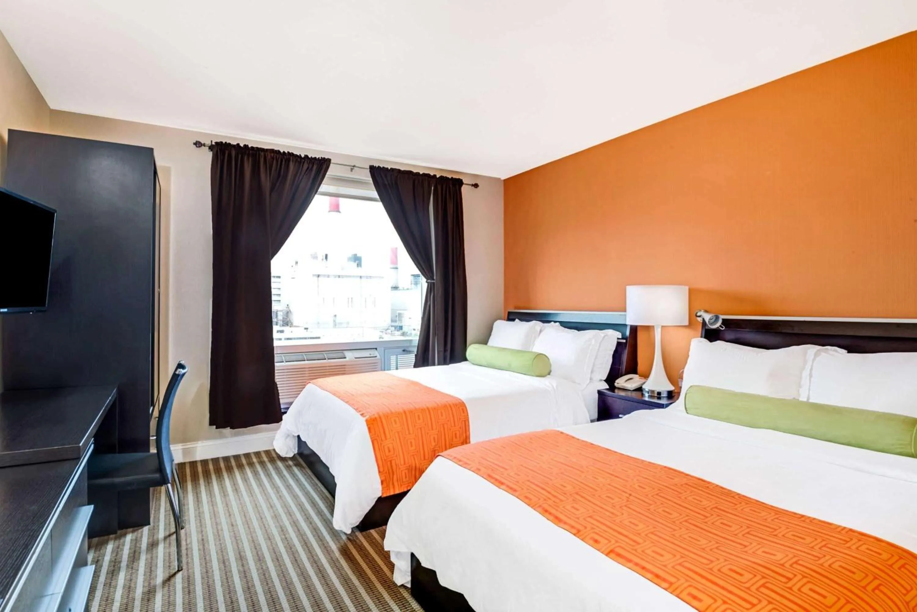 Photo of the whole room, Bed in Romana Hotel - NYC