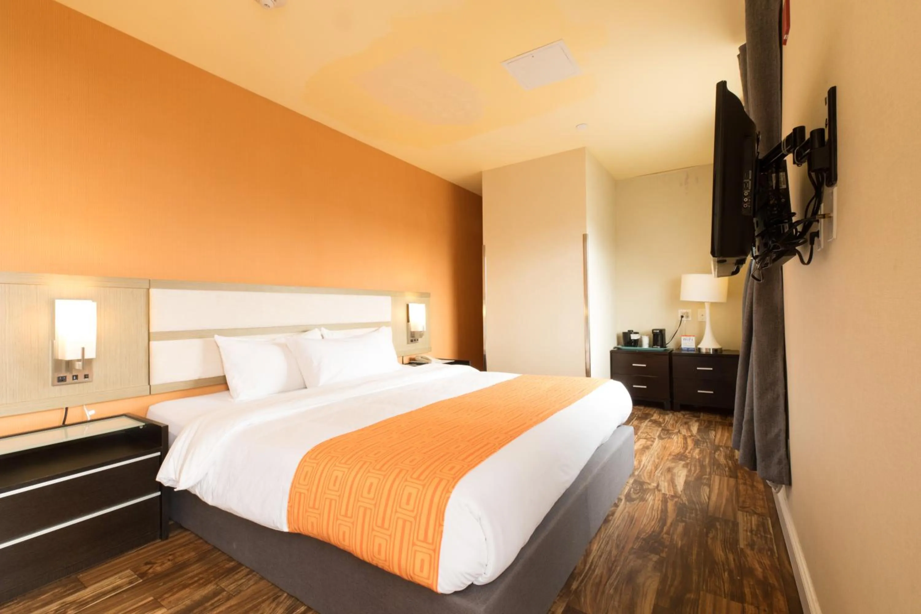 Bed in Romana Hotel - NYC