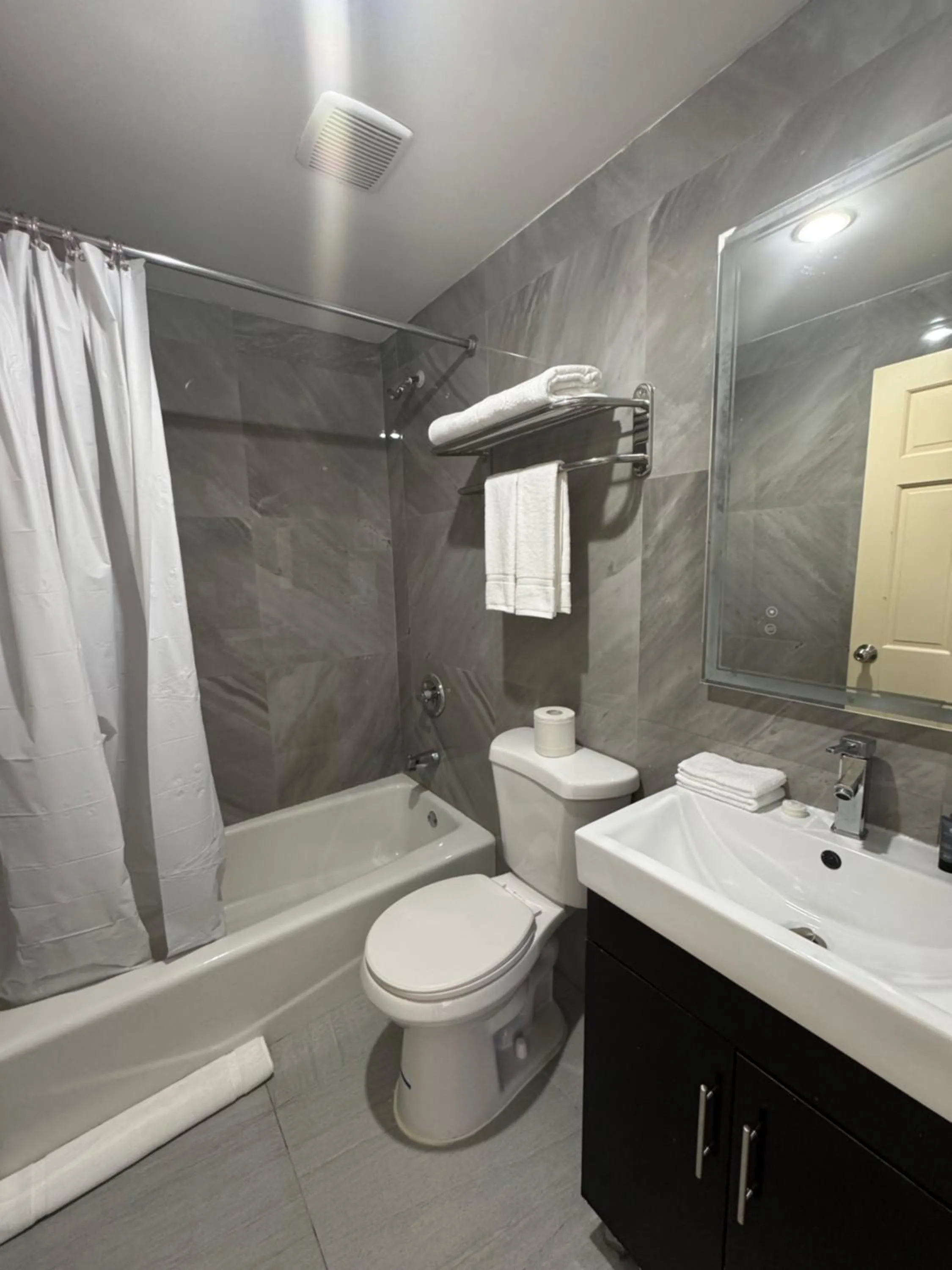 Bathroom in Romana Hotel - NYC