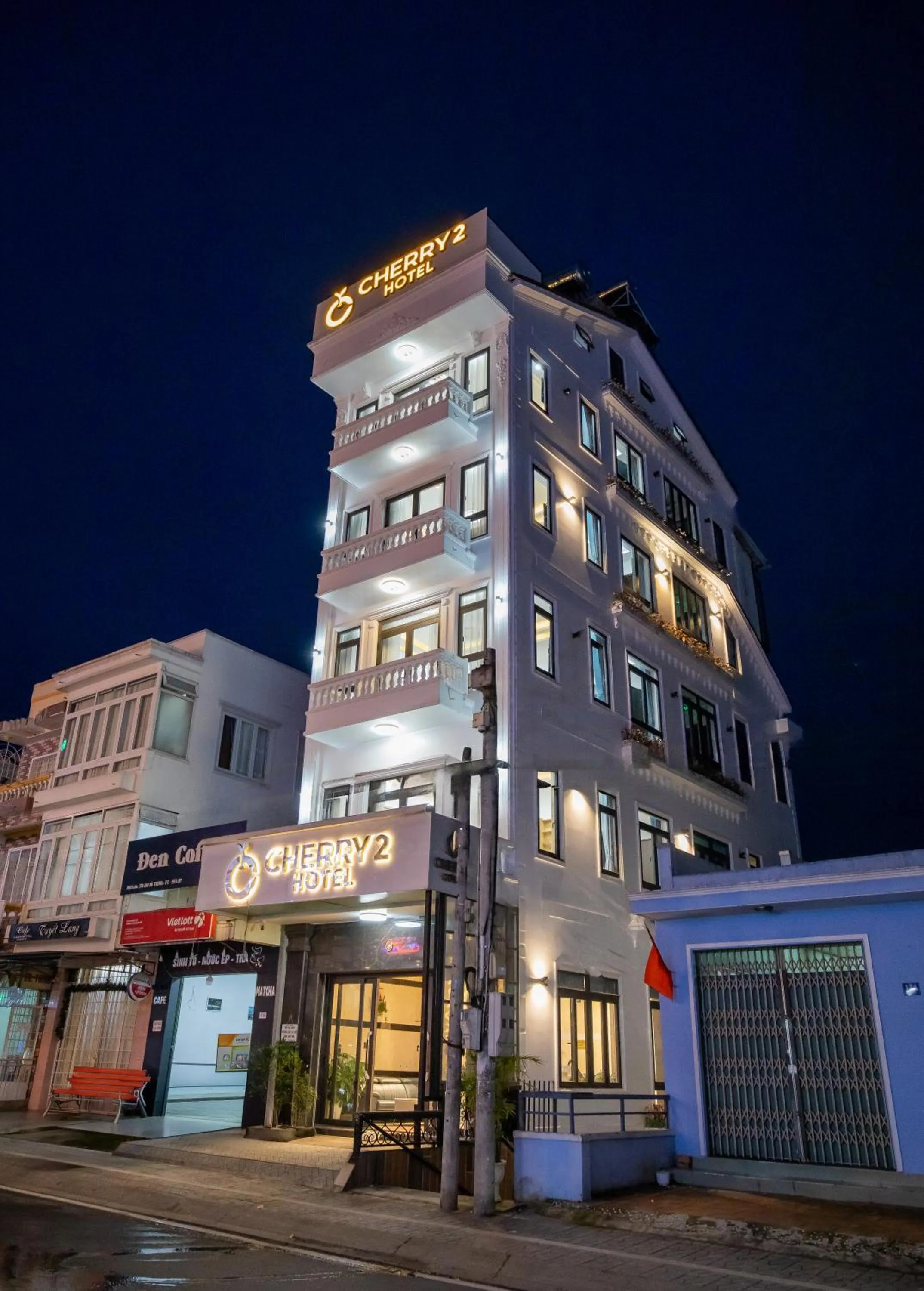 Property building in Cherry Hotel 2 Da Lat