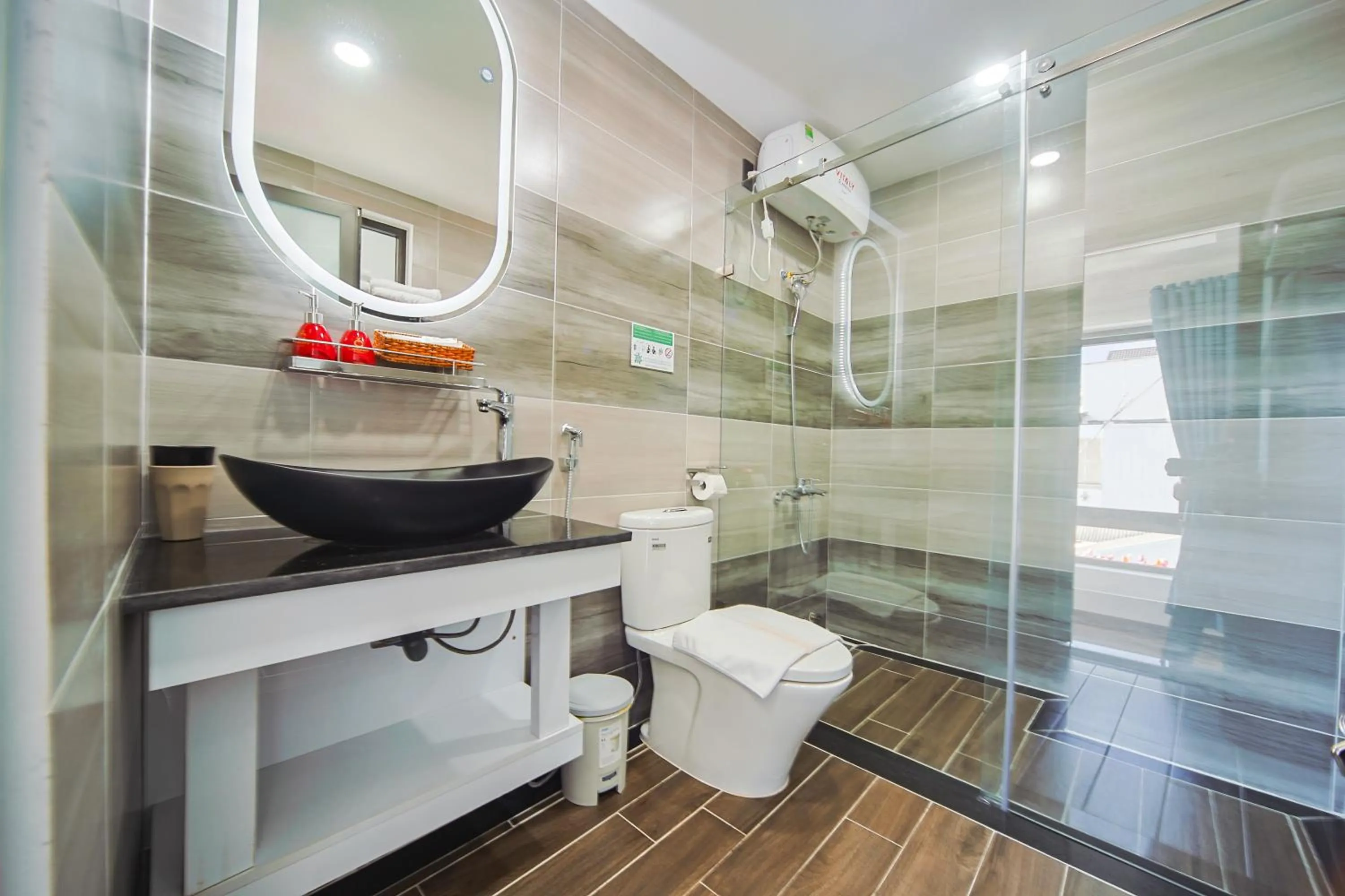 Bathroom in Cherry Hotel 2 Da Lat