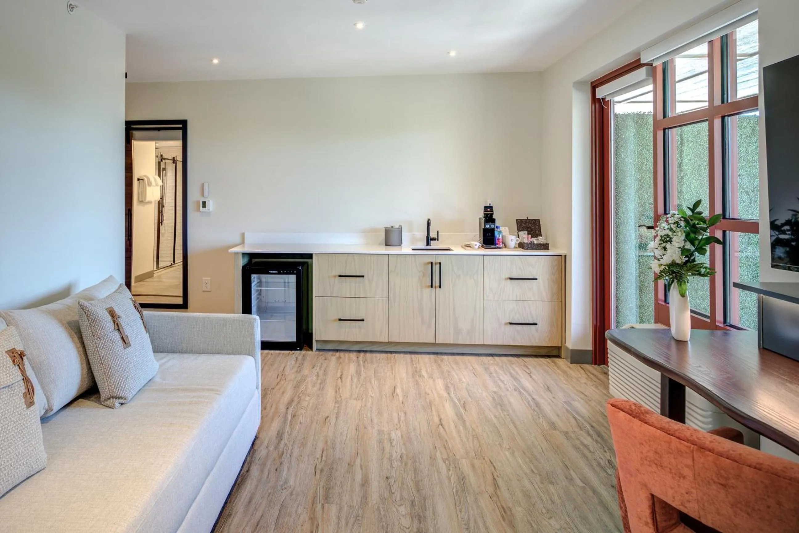 TV and multimedia in The Embers Hotel