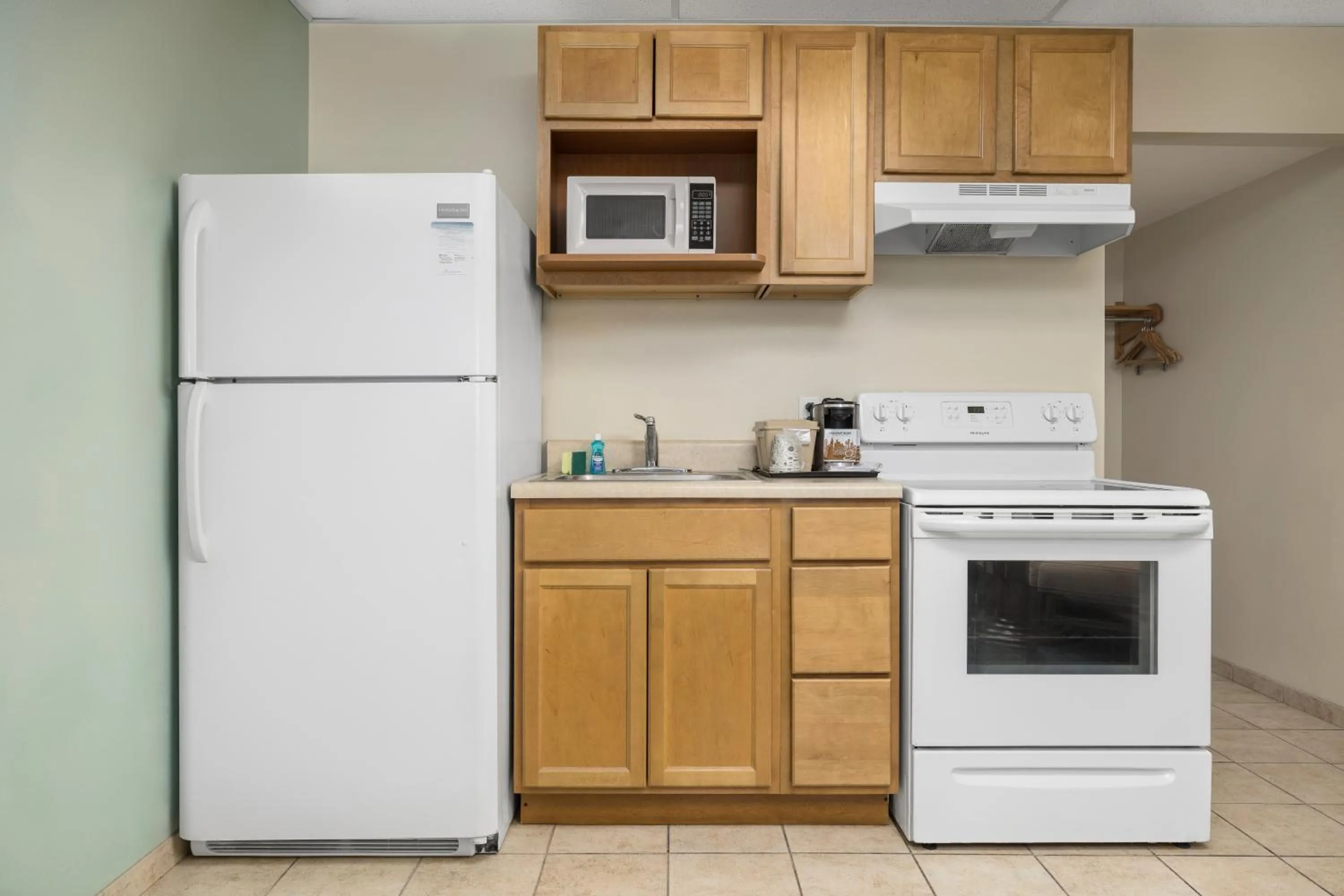 Kitchen or kitchenette in Beachside Resort Panama City Beach