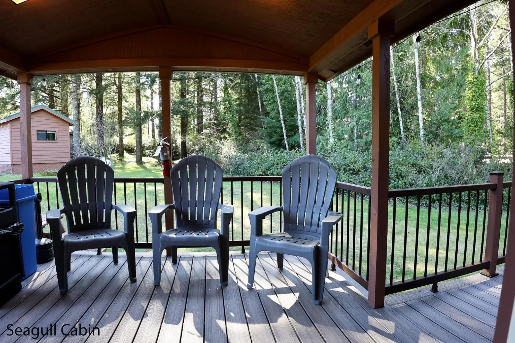 Patio in Park Motel and Cabins