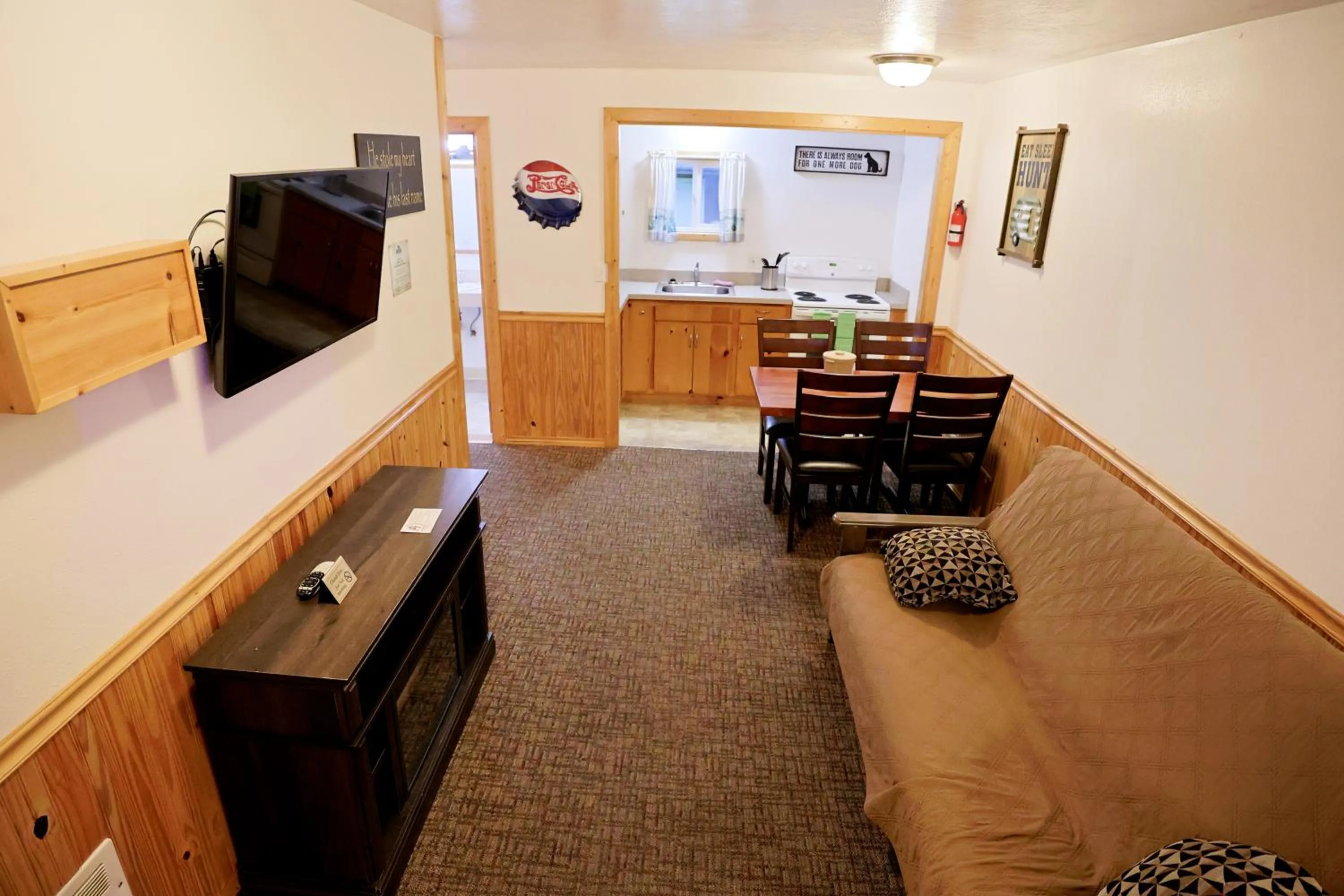 Living room in Park Motel and Cabins