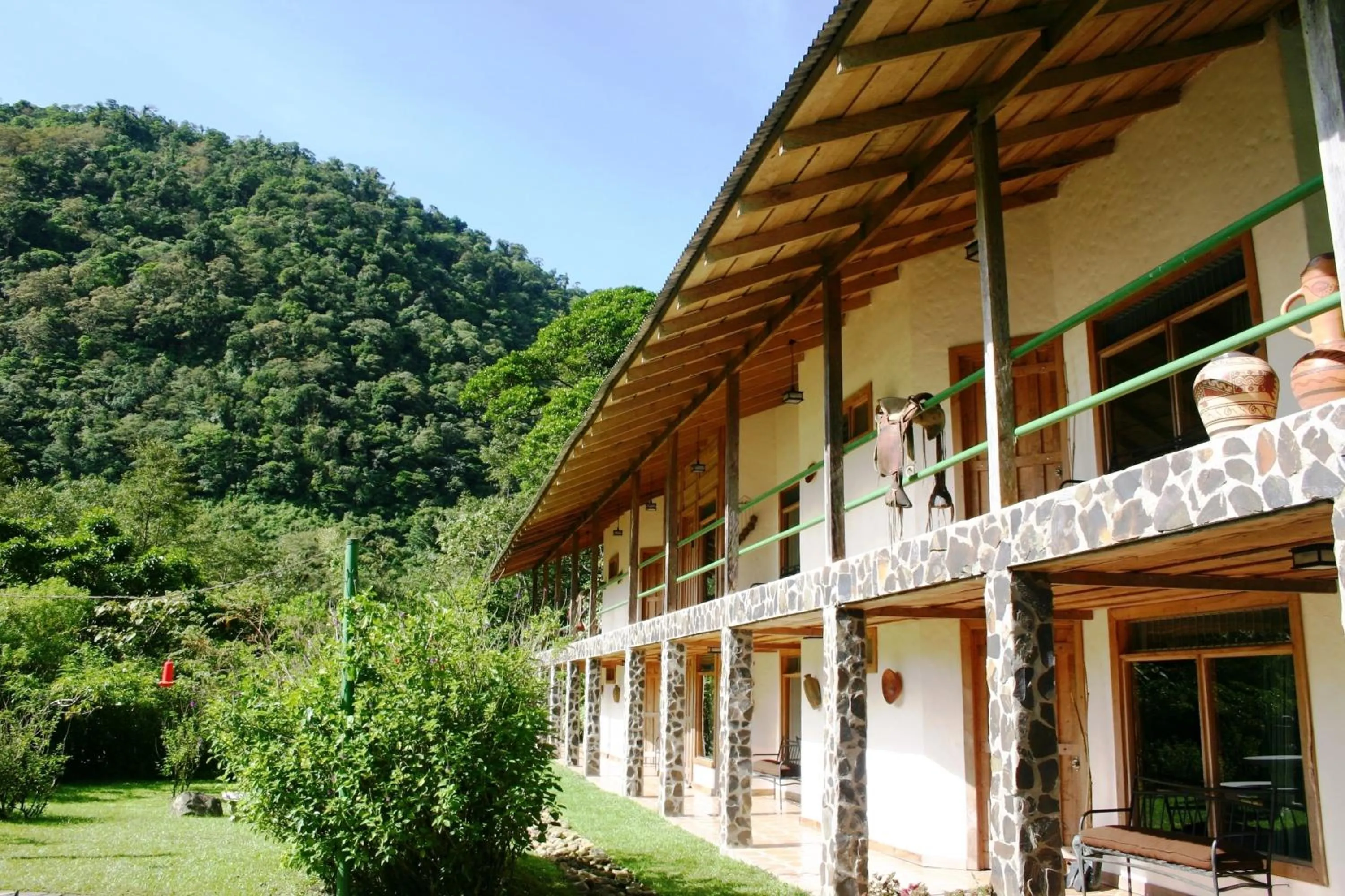 Facade/entrance in Bosque de Paz Reserva Biologica