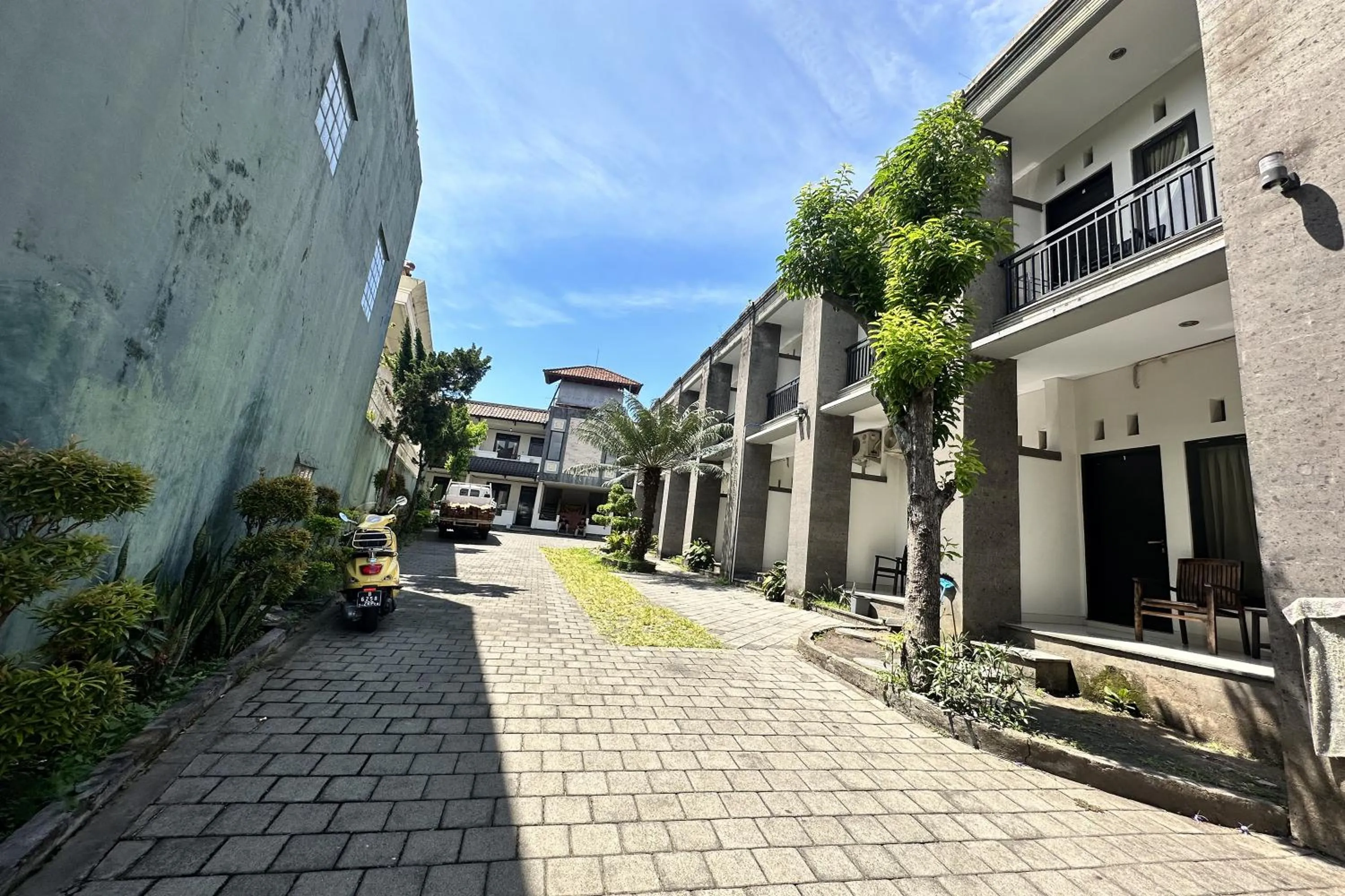 Property building in HOTEL WARTA SARI