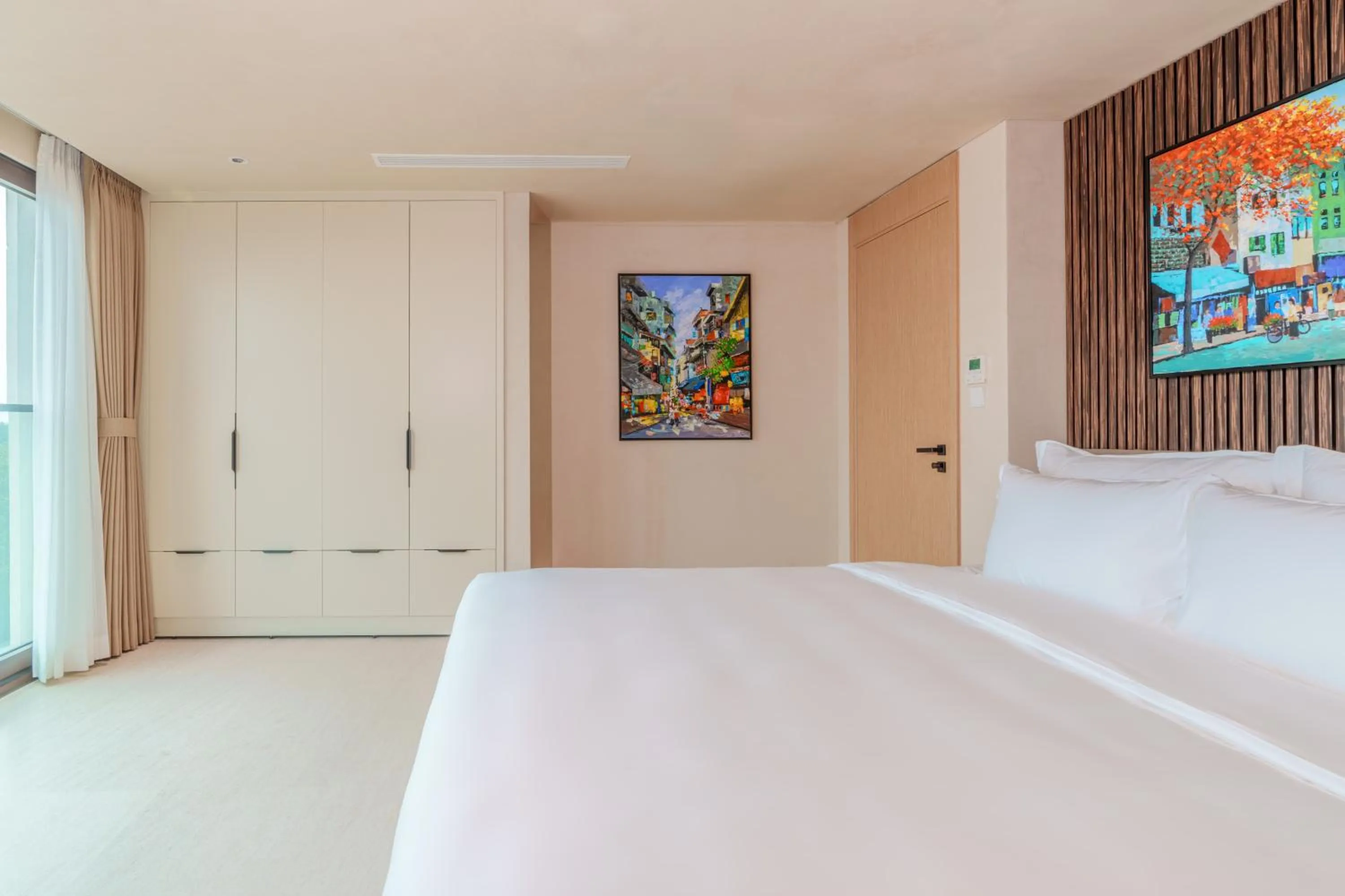 Bed in The Five Suites Lilas