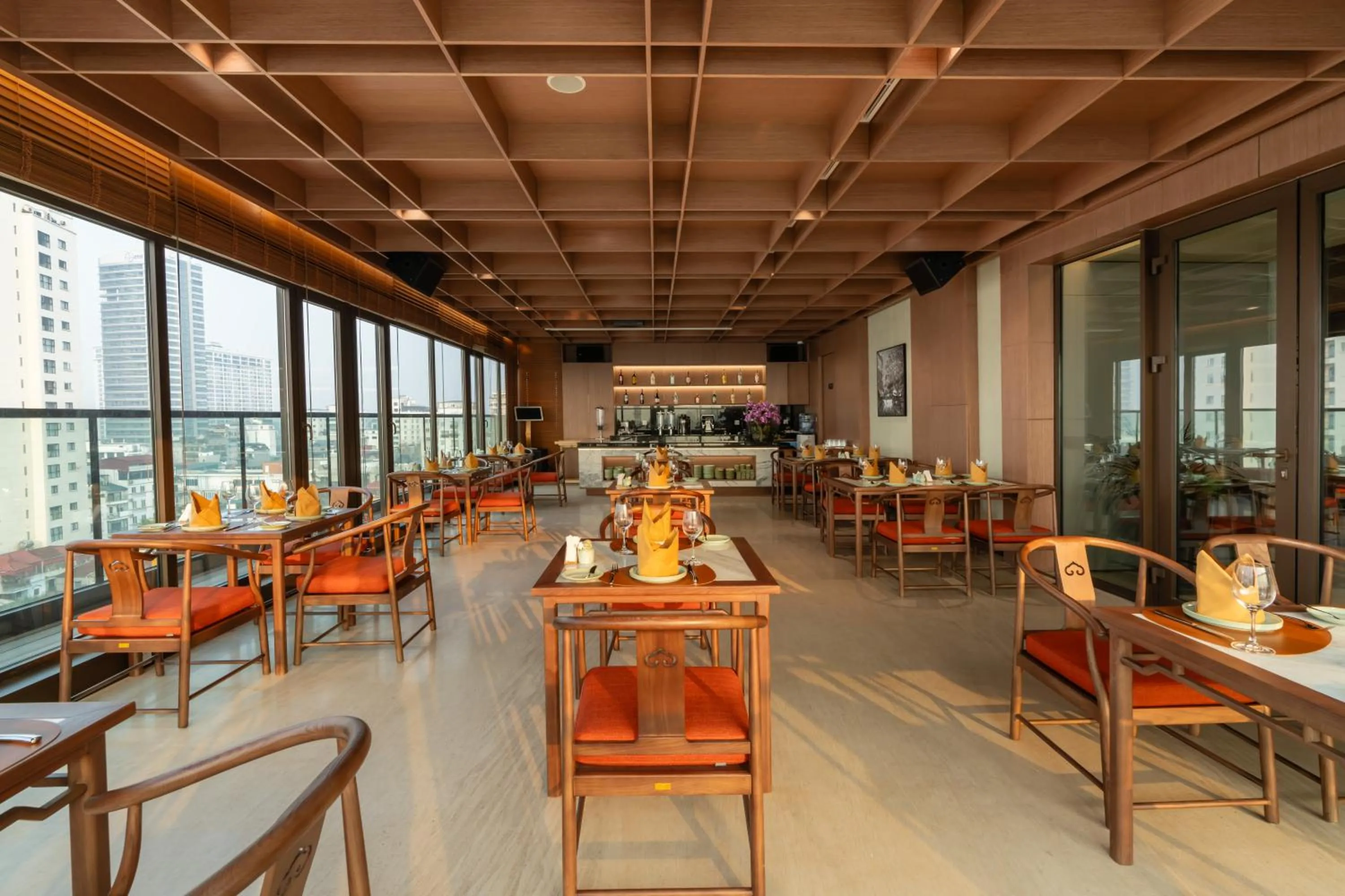 Food and drinks in The Five Suites Lilas