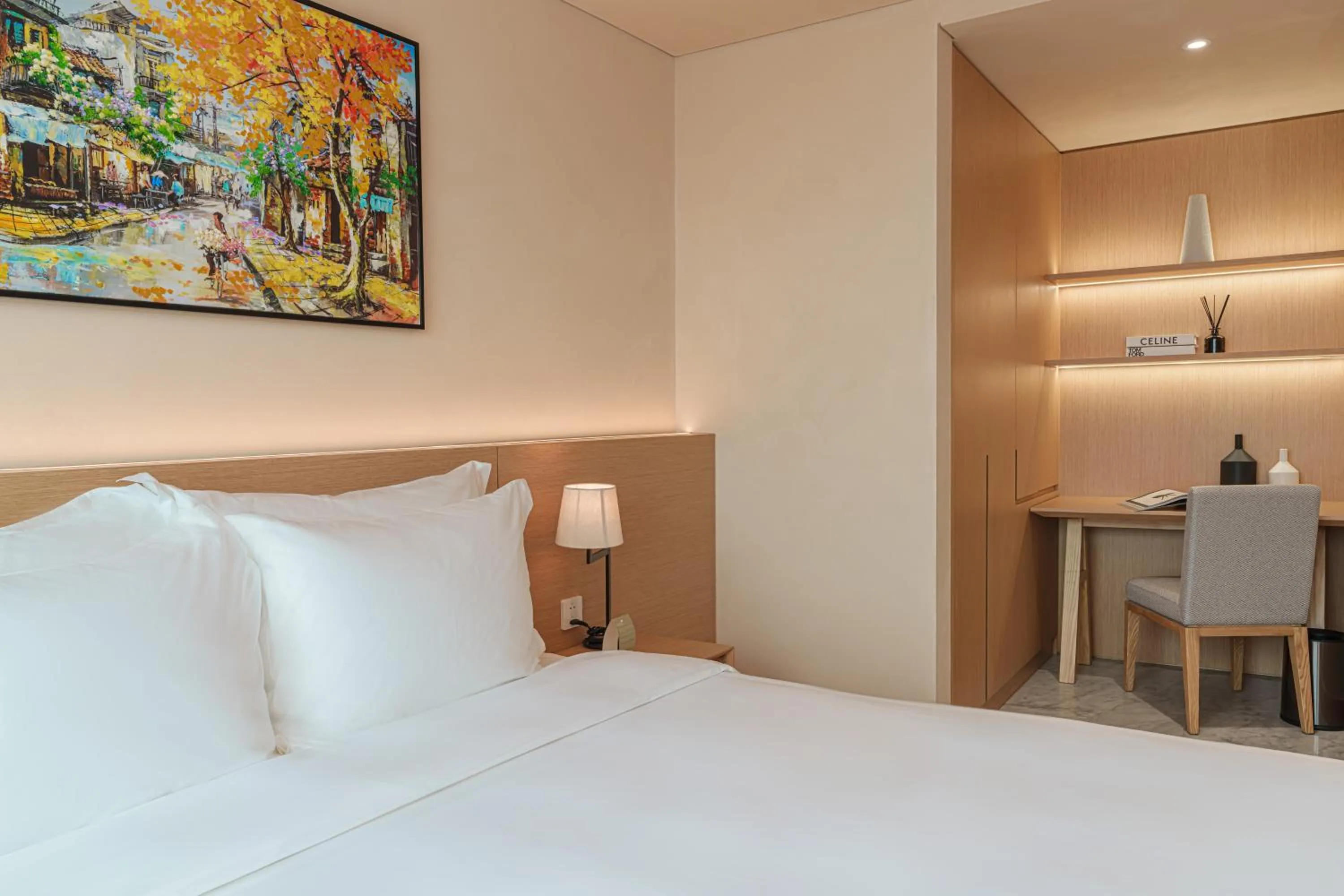Bedroom, Bed in The Five Suites Lilas
