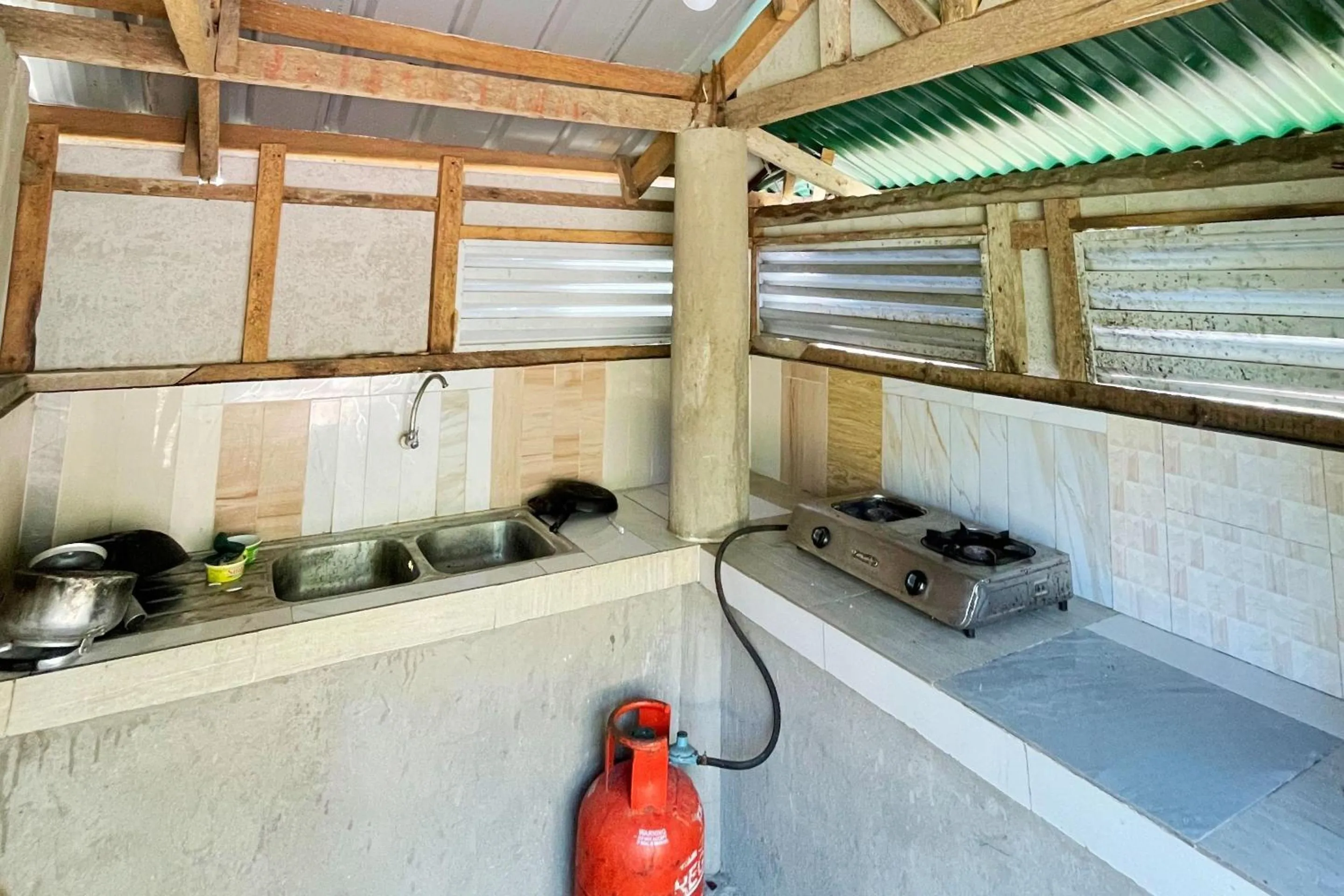 Breakfast in Durhan White Beach Resort powered by Cocotel