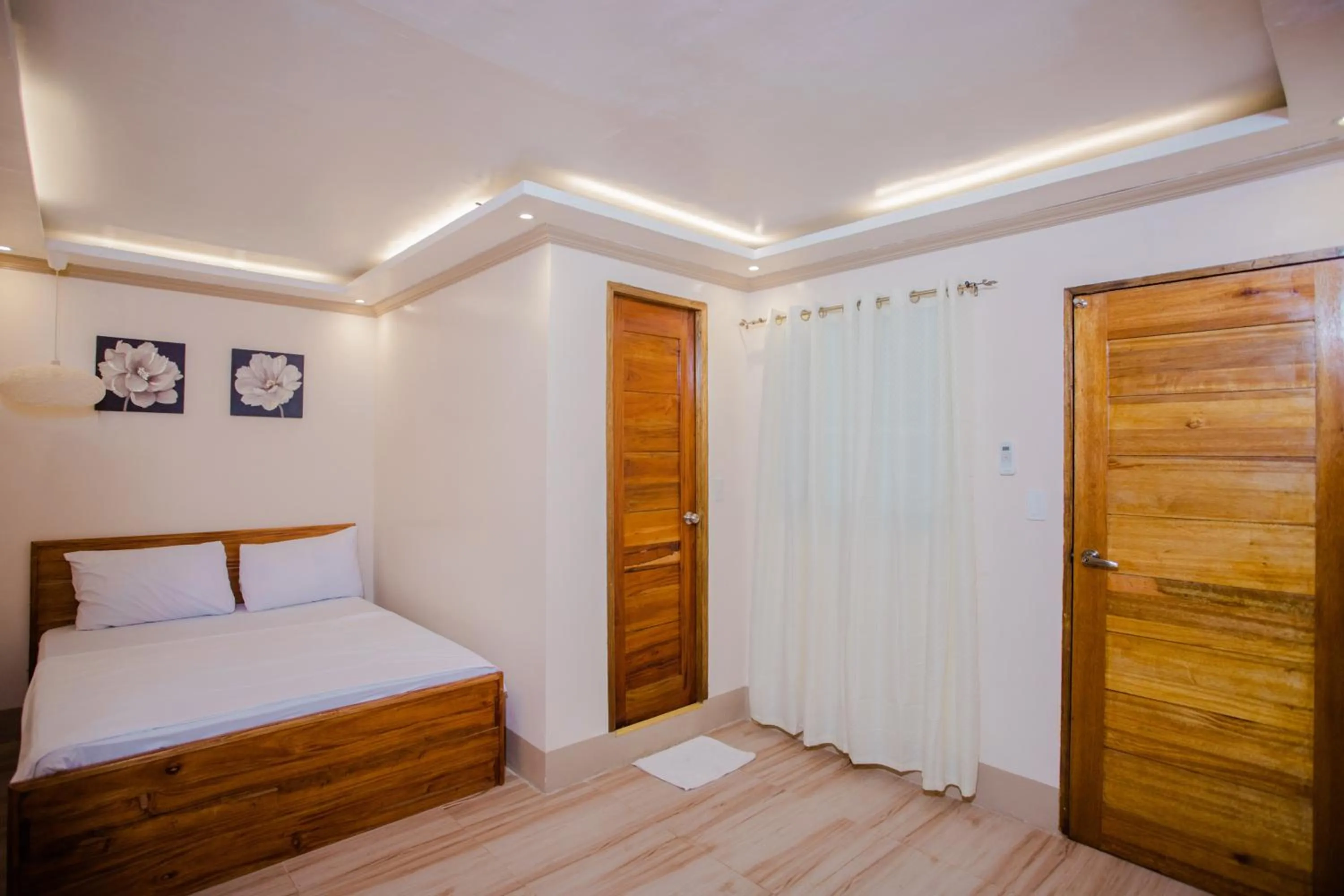 Bedroom, Bed in Durhan White Beach Resort powered by Cocotel