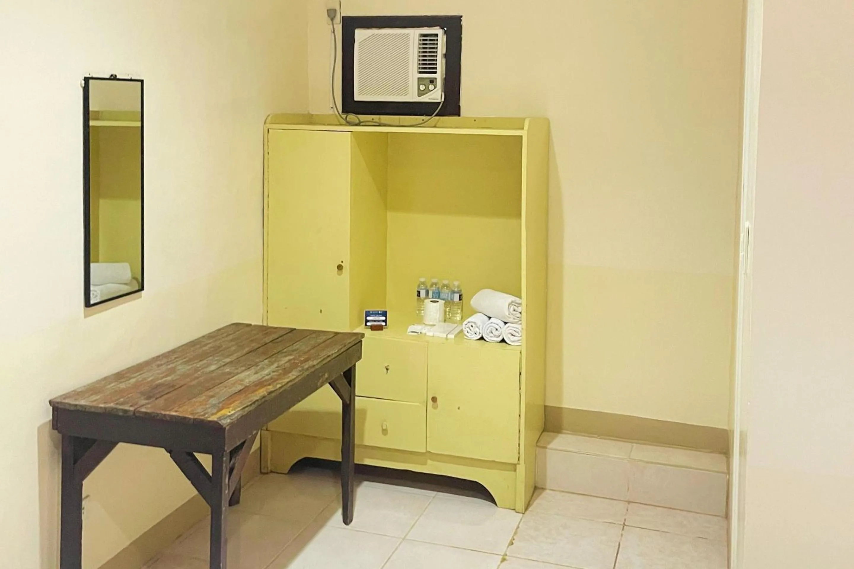 wardrobe in Durhan White Beach Resort powered by Cocotel