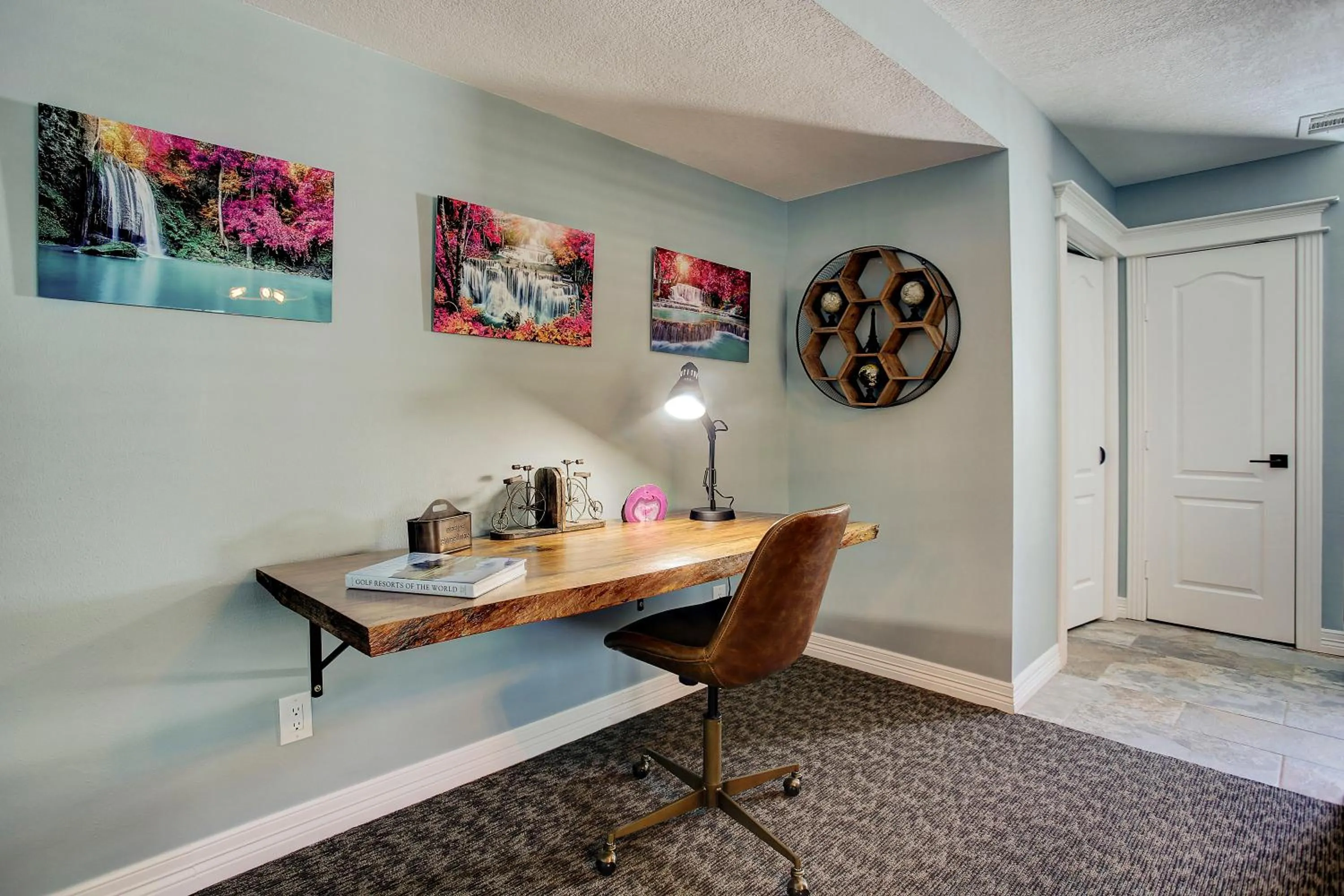 Sara's Inn on the Boulevard