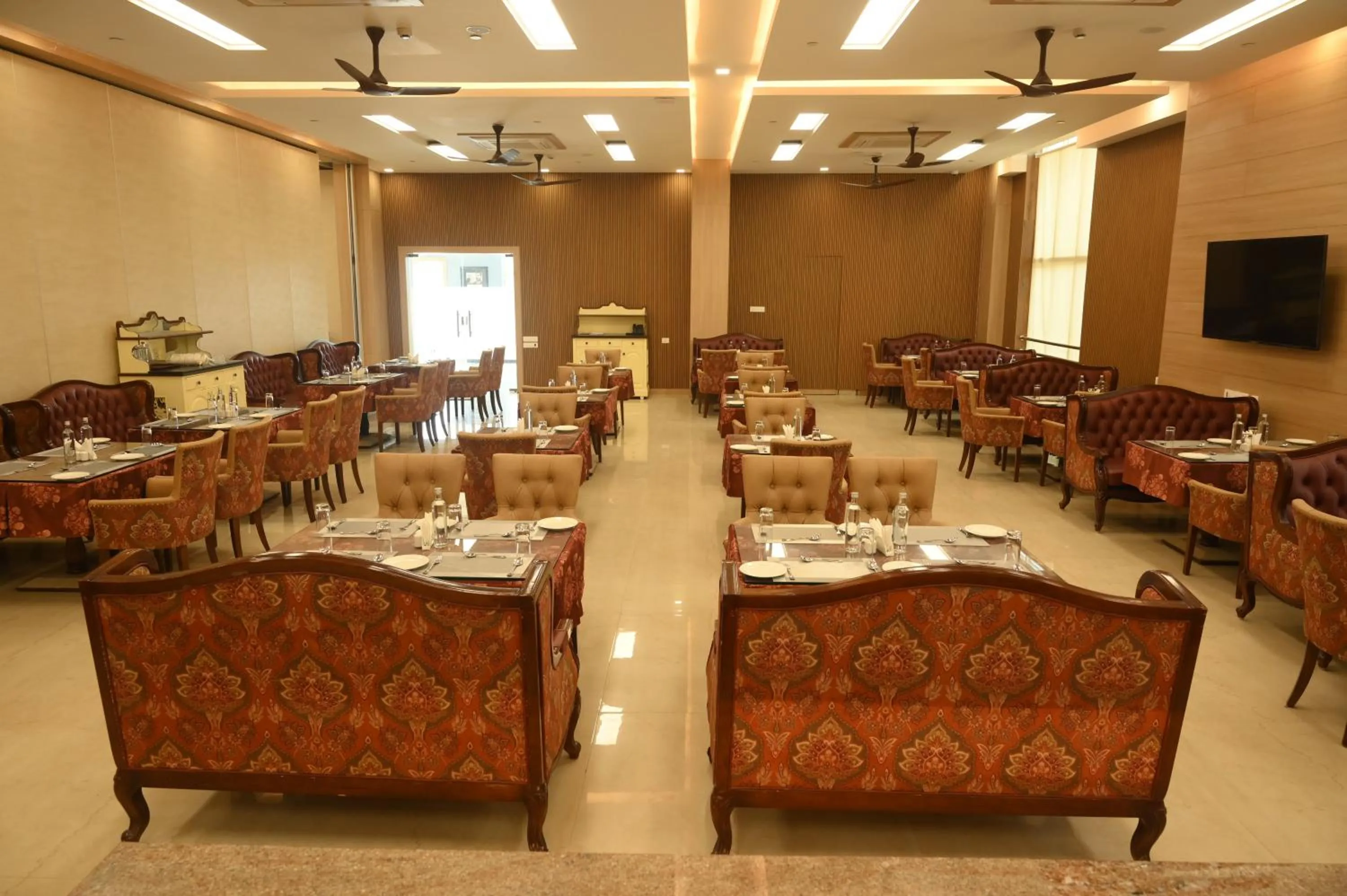 Restaurant/places to eat in Mayfair World Cup Village