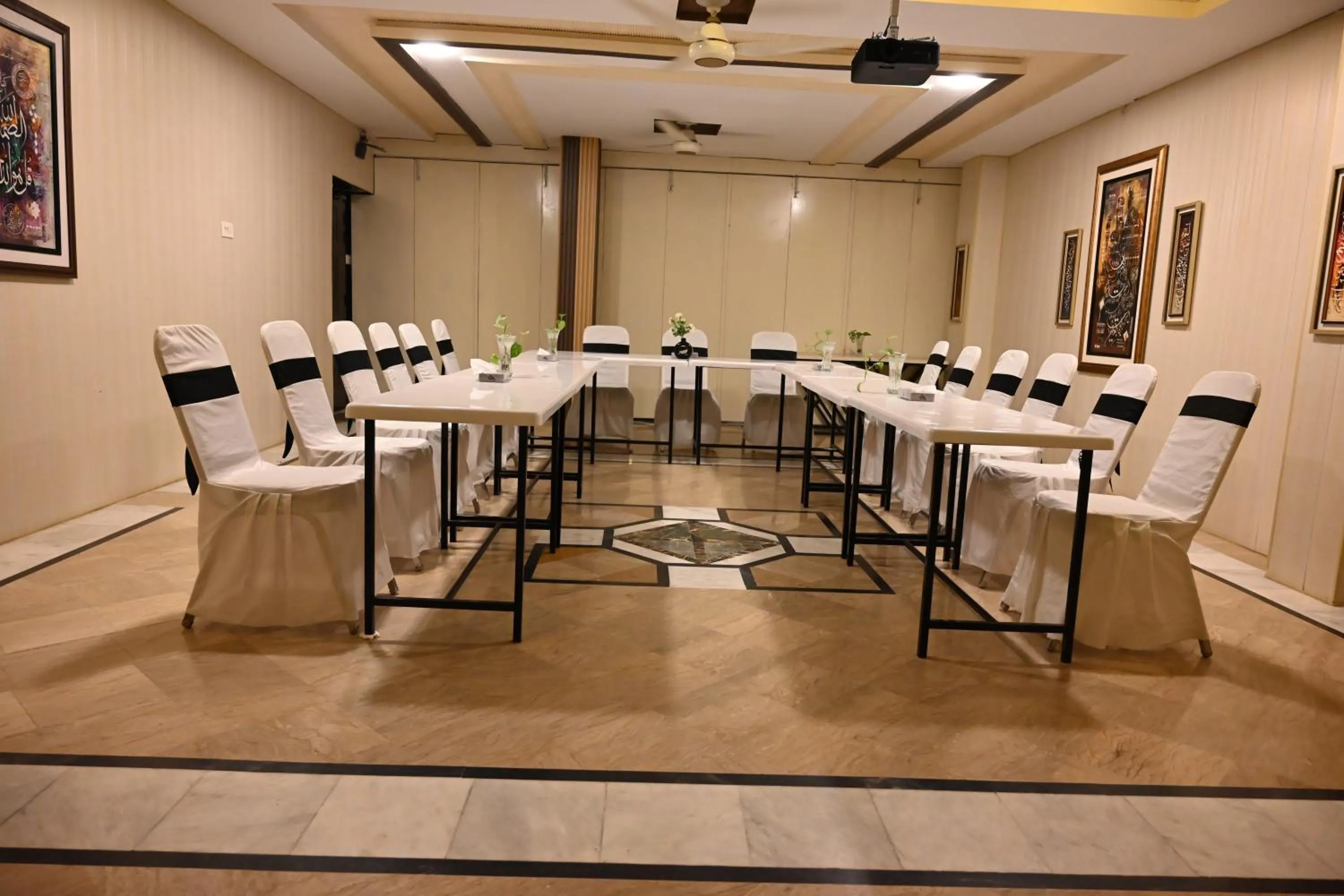 Meeting/conference room in Burj Ul Zaki