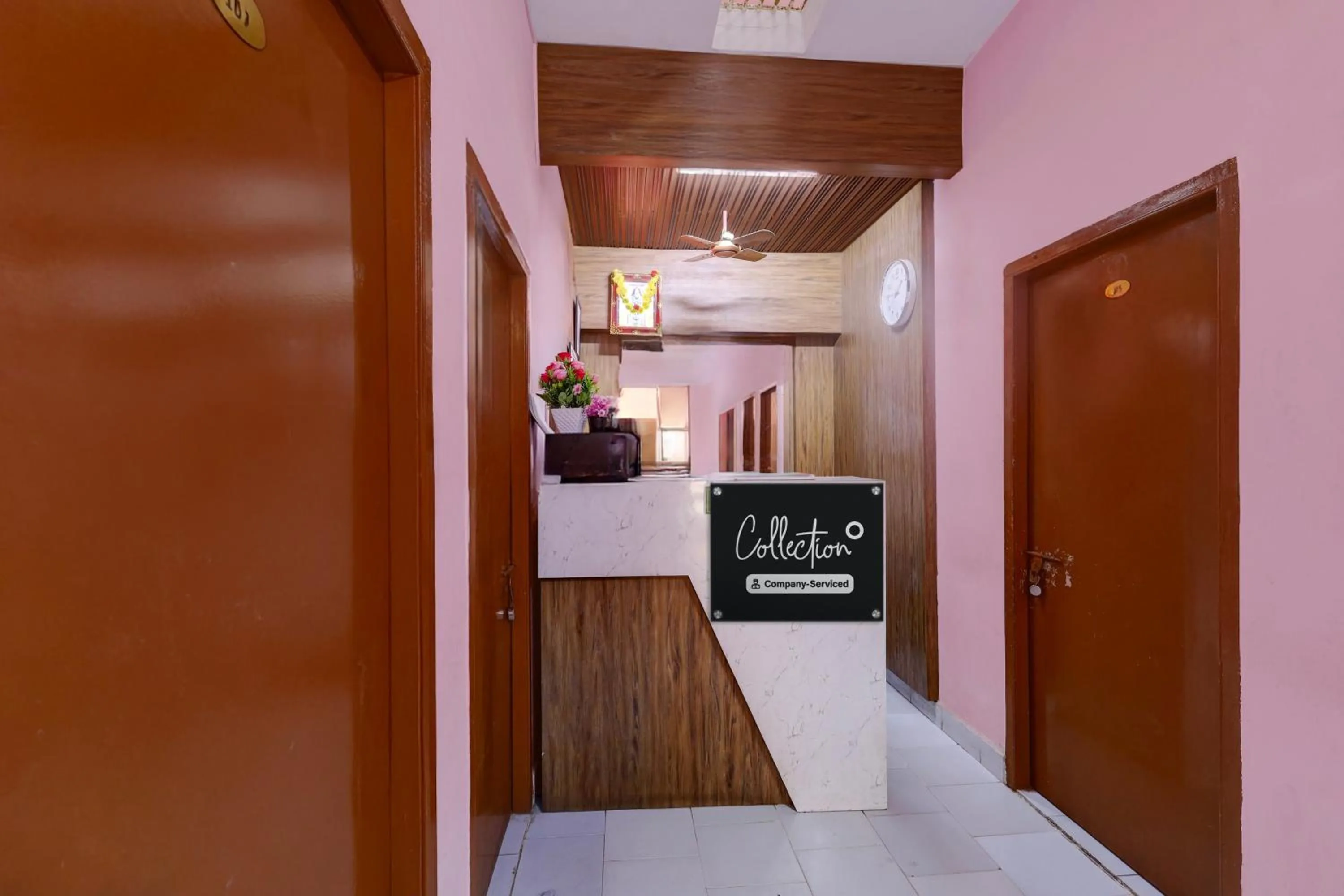 Lobby or reception in Hotel O Parthasarathyswamy Temple Formerly RKH Inn