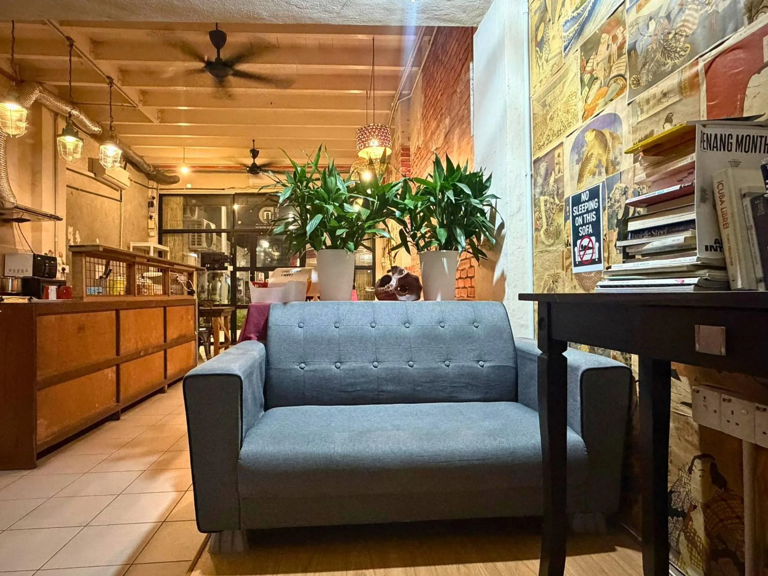 Seating area in Dou Houz Georgetown