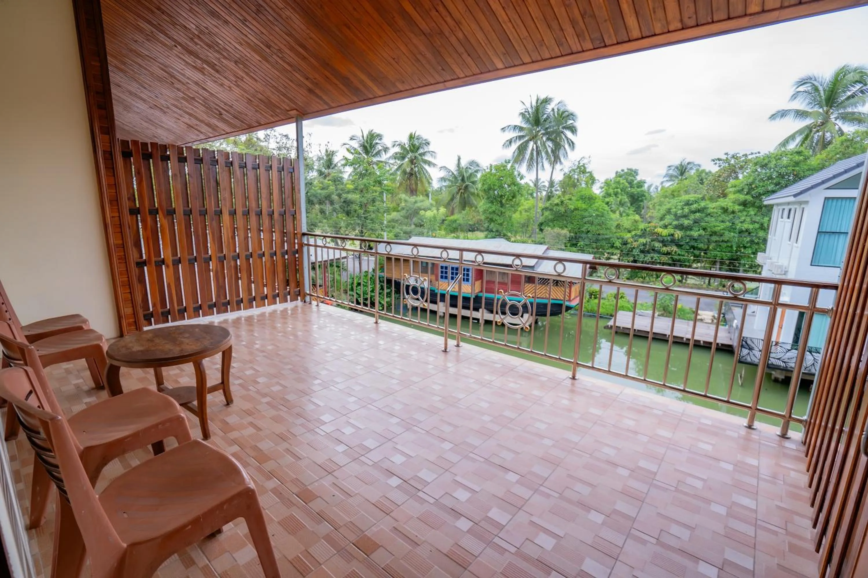 Balcony/Terrace in Ban Suan Bang Toei Homestay