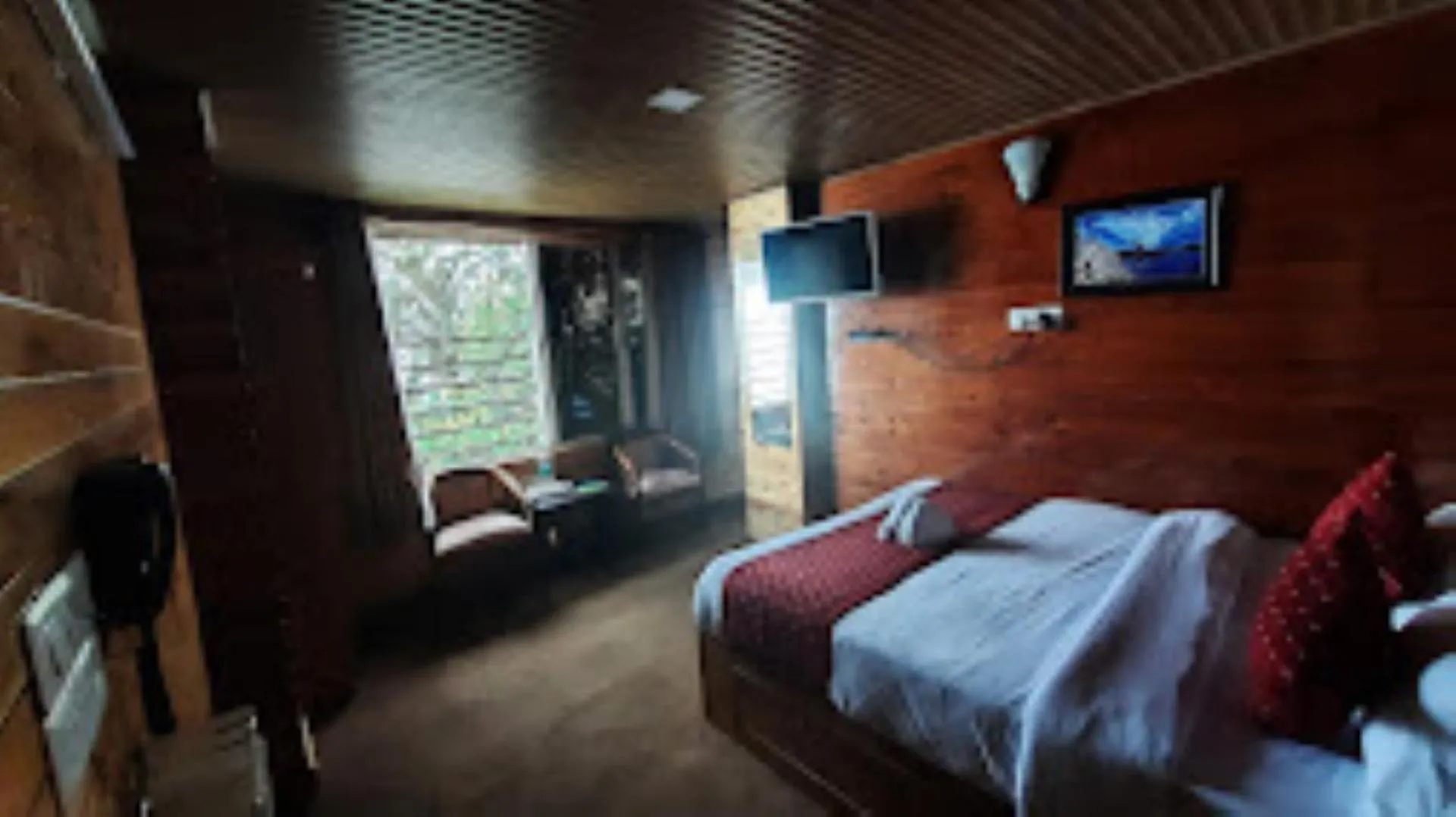 Communal lounge/ TV room in View Point Residency , Darjeeling