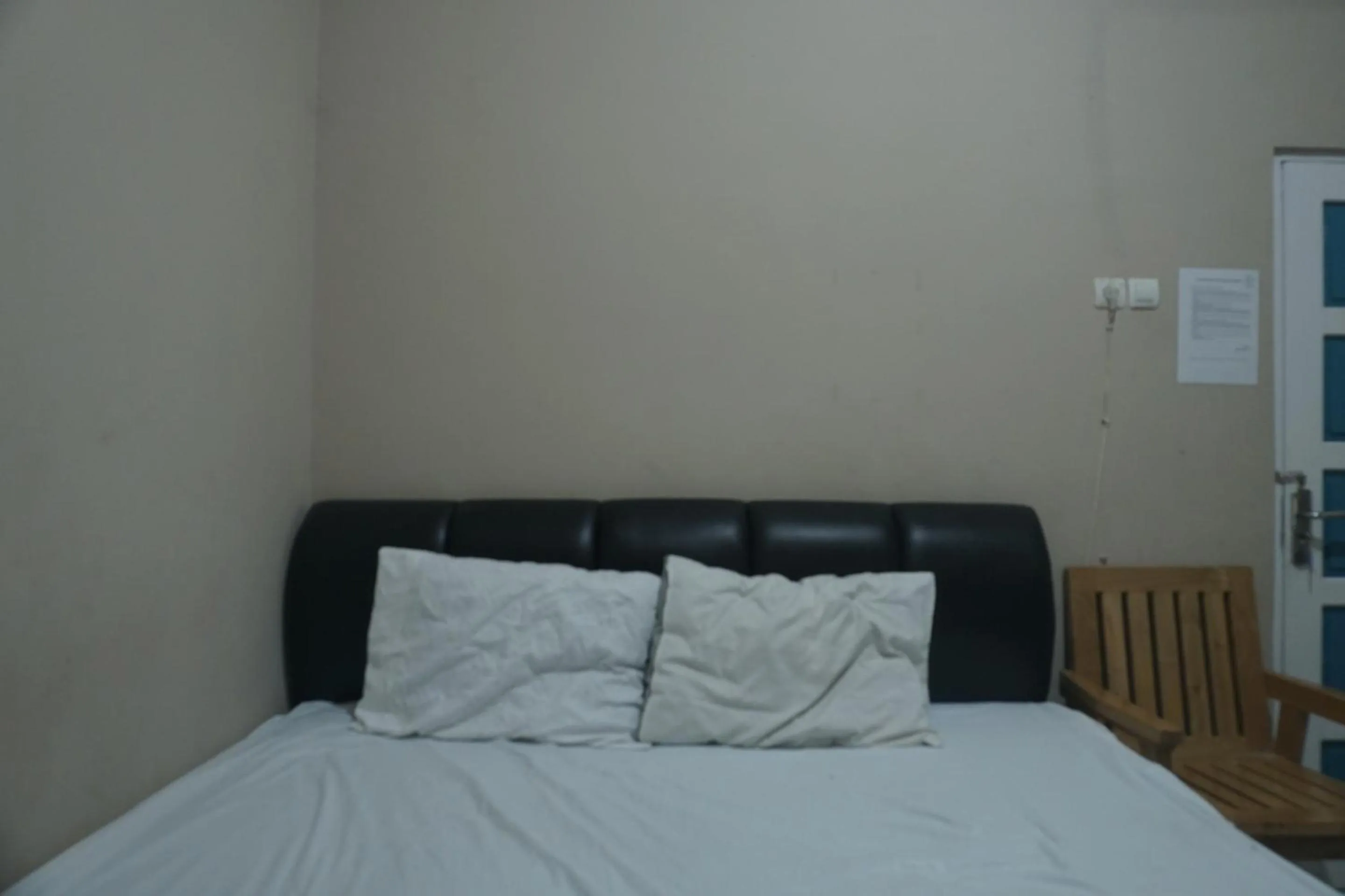 Bedroom, Bed in Hotel O Gr Kost Kaladan