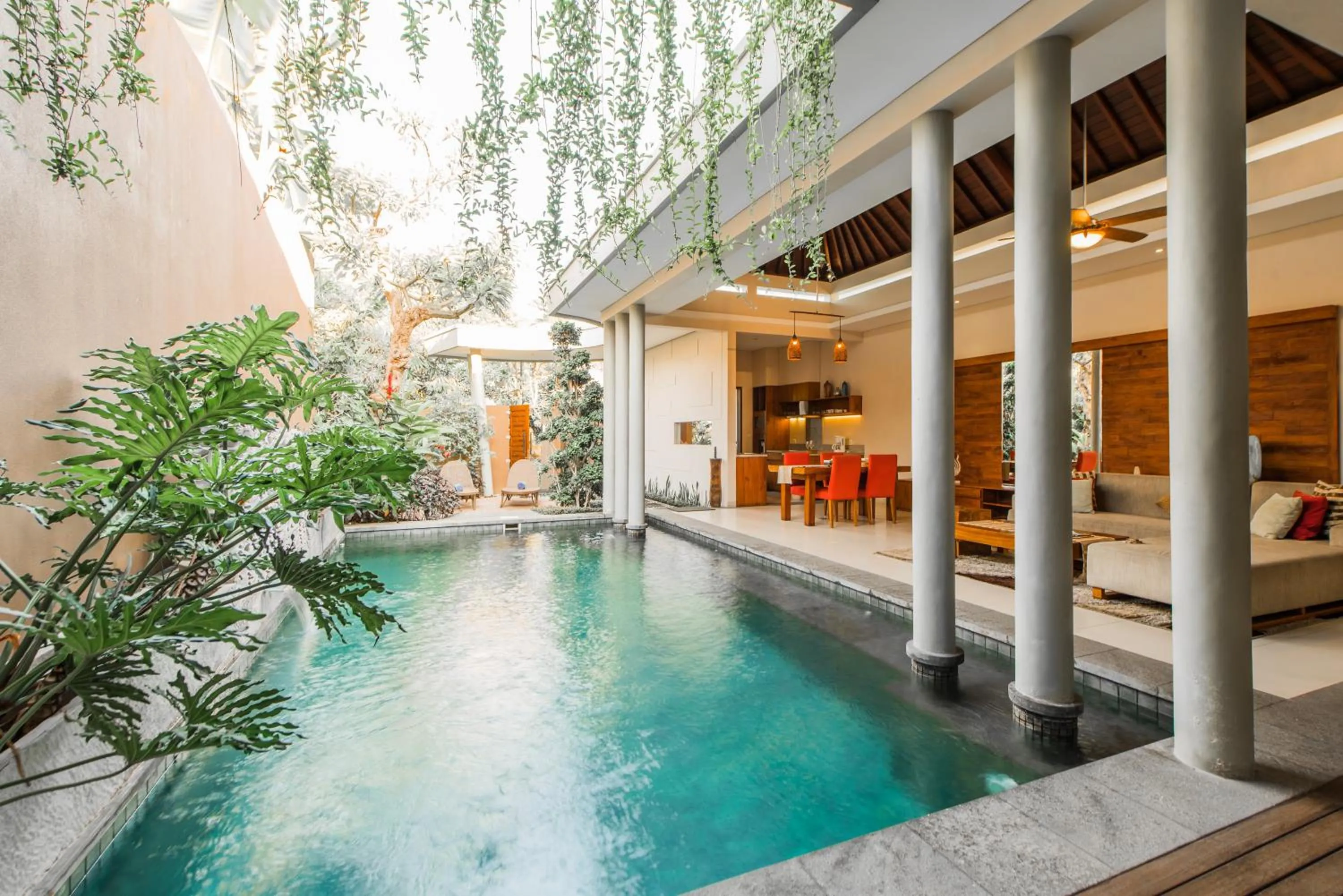 Swimming pool in The Kasih Villas & Spa