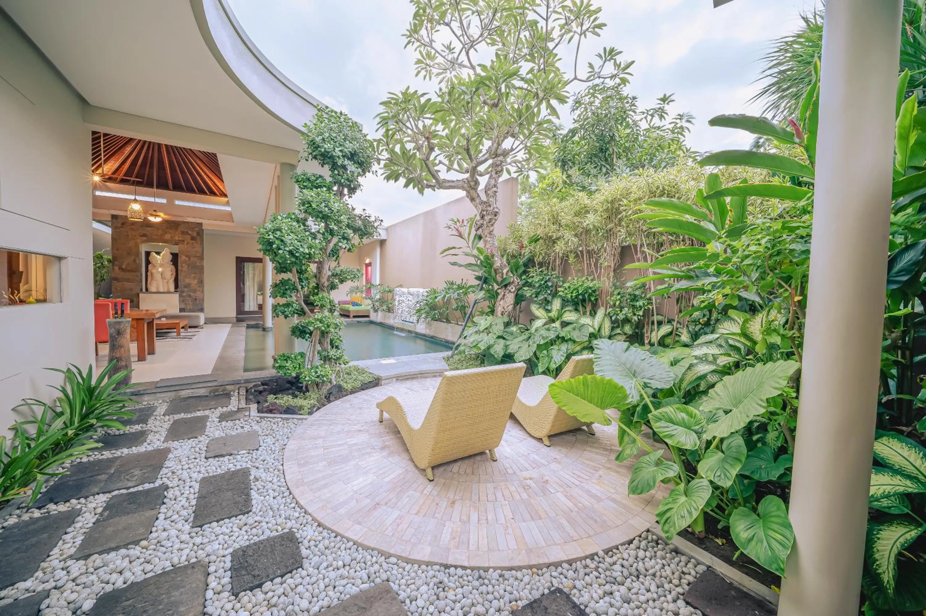 Garden in The Kasih Villas & Spa