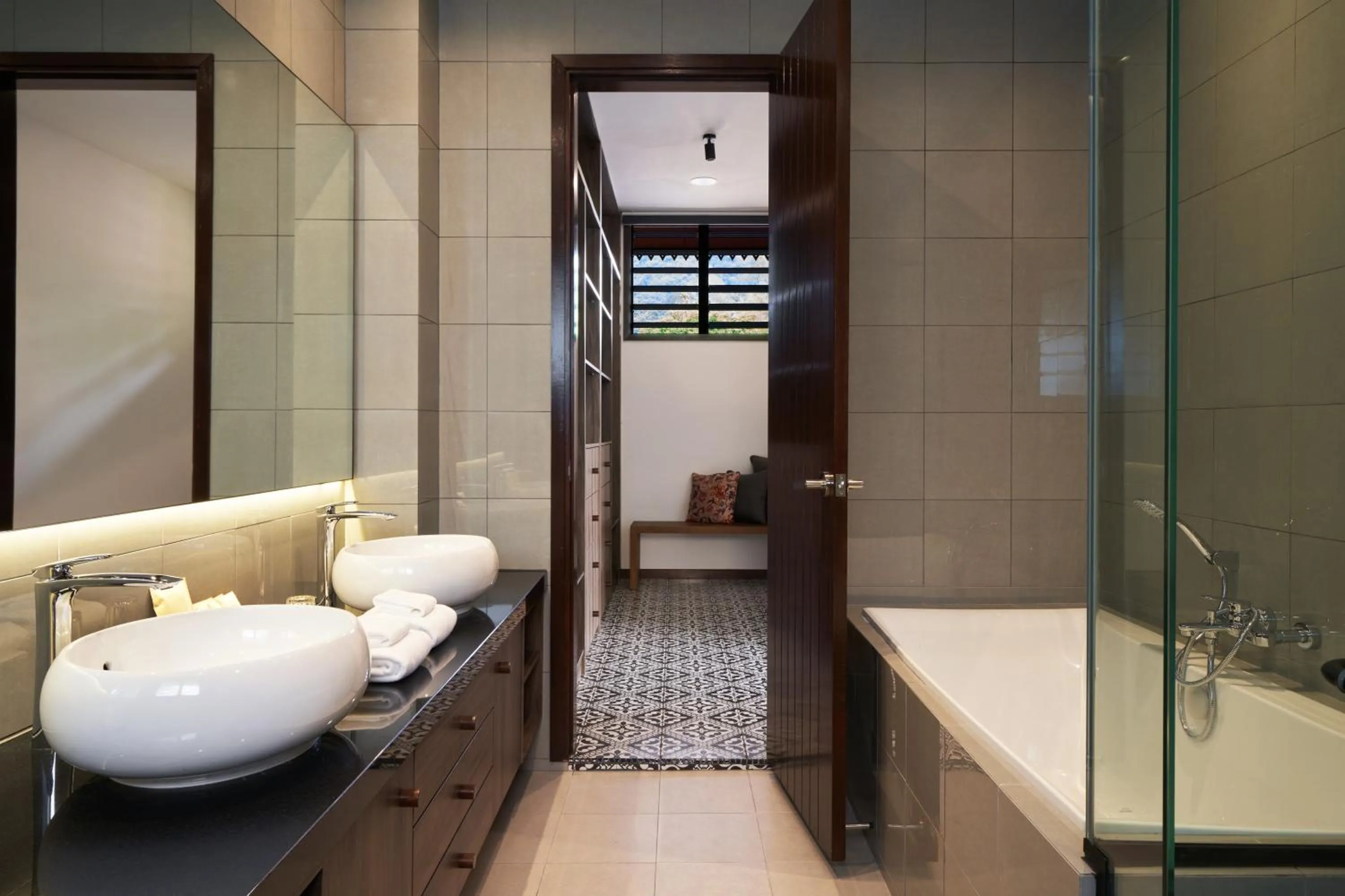 Shower in The Boathouse Pulau Tioman