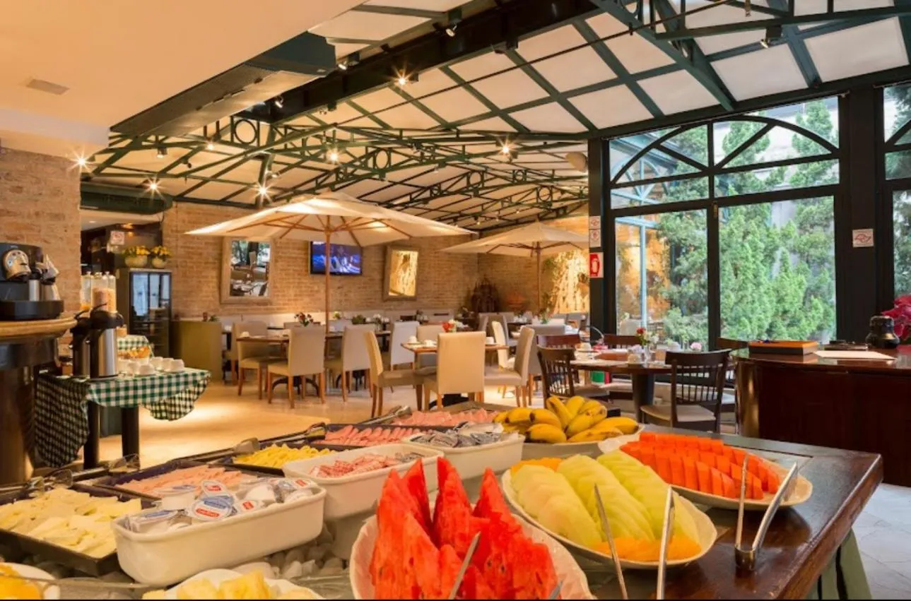 Restaurant/places to eat in Studio premium Privillege Ibirapuera