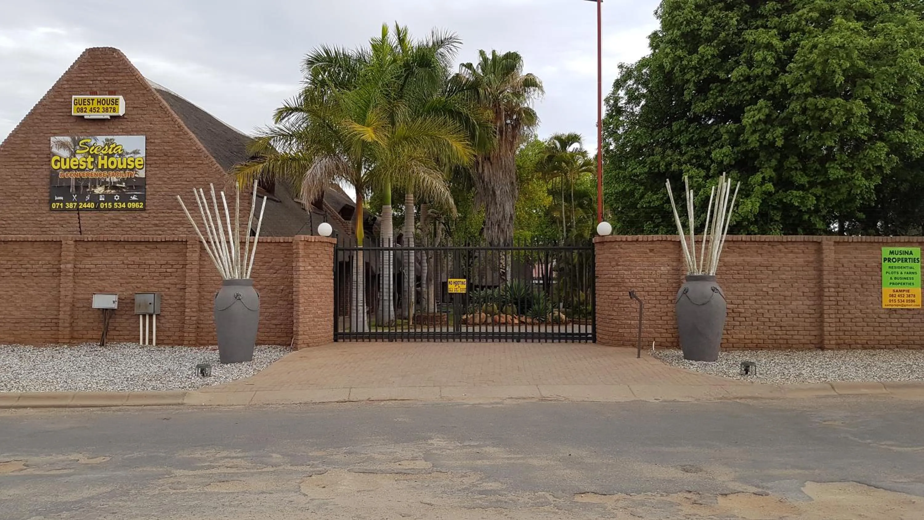 Street view in Siesta Guest House