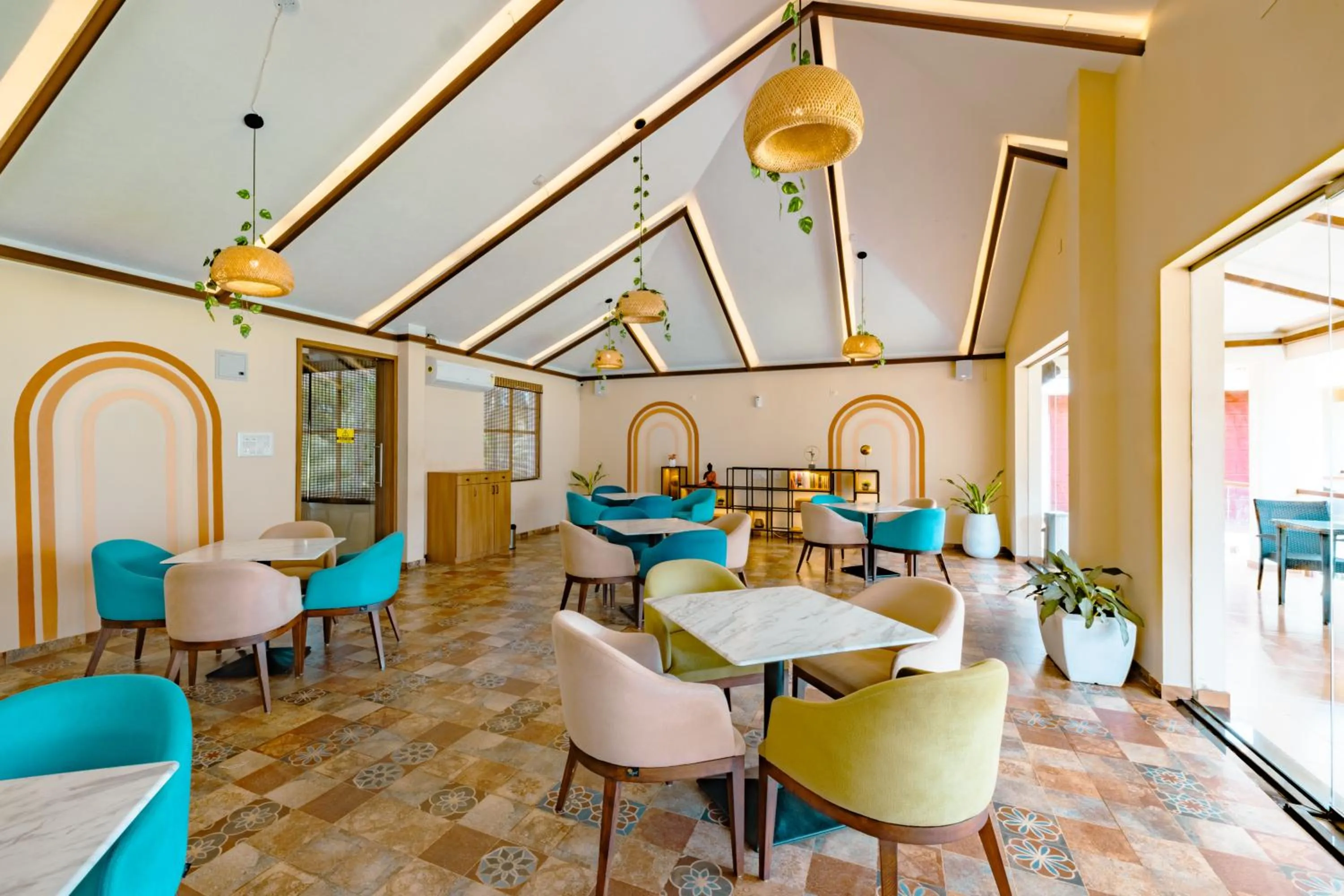 Restaurant/places to eat in Nilaya Stays