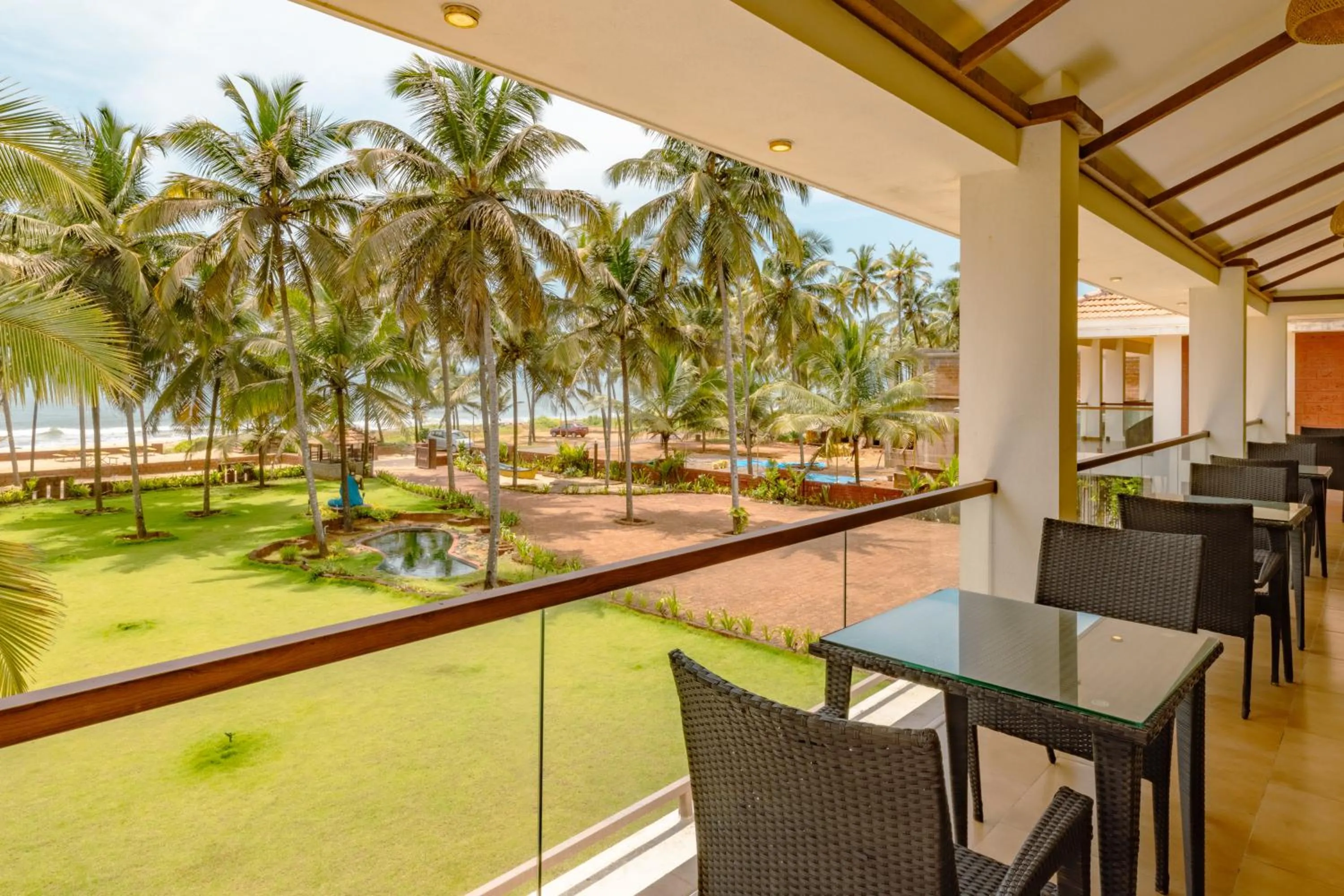 Restaurant/places to eat in Nilaya Stays