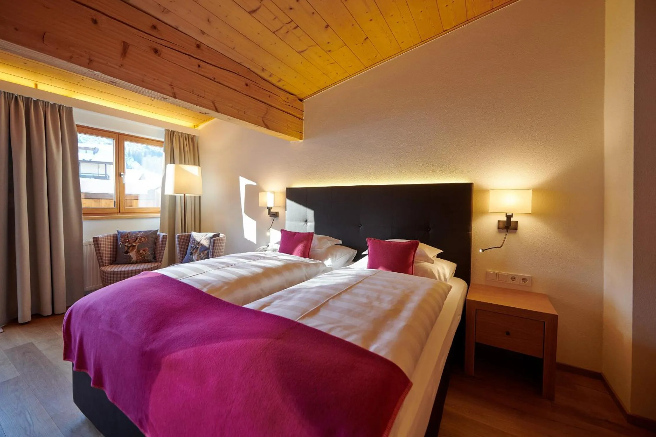 Bed in Hotel Garni Schneider