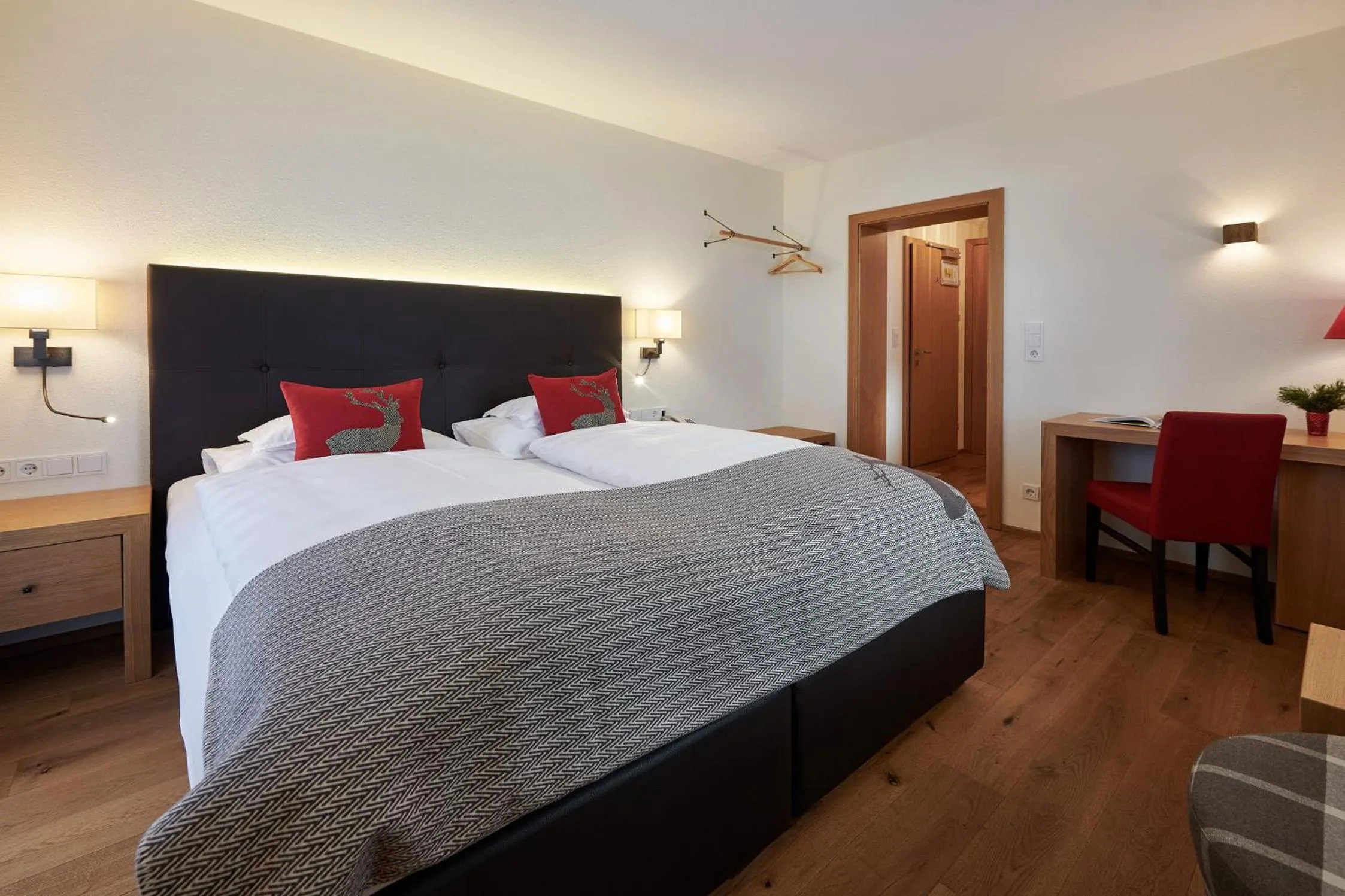Bed in Hotel Garni Schneider