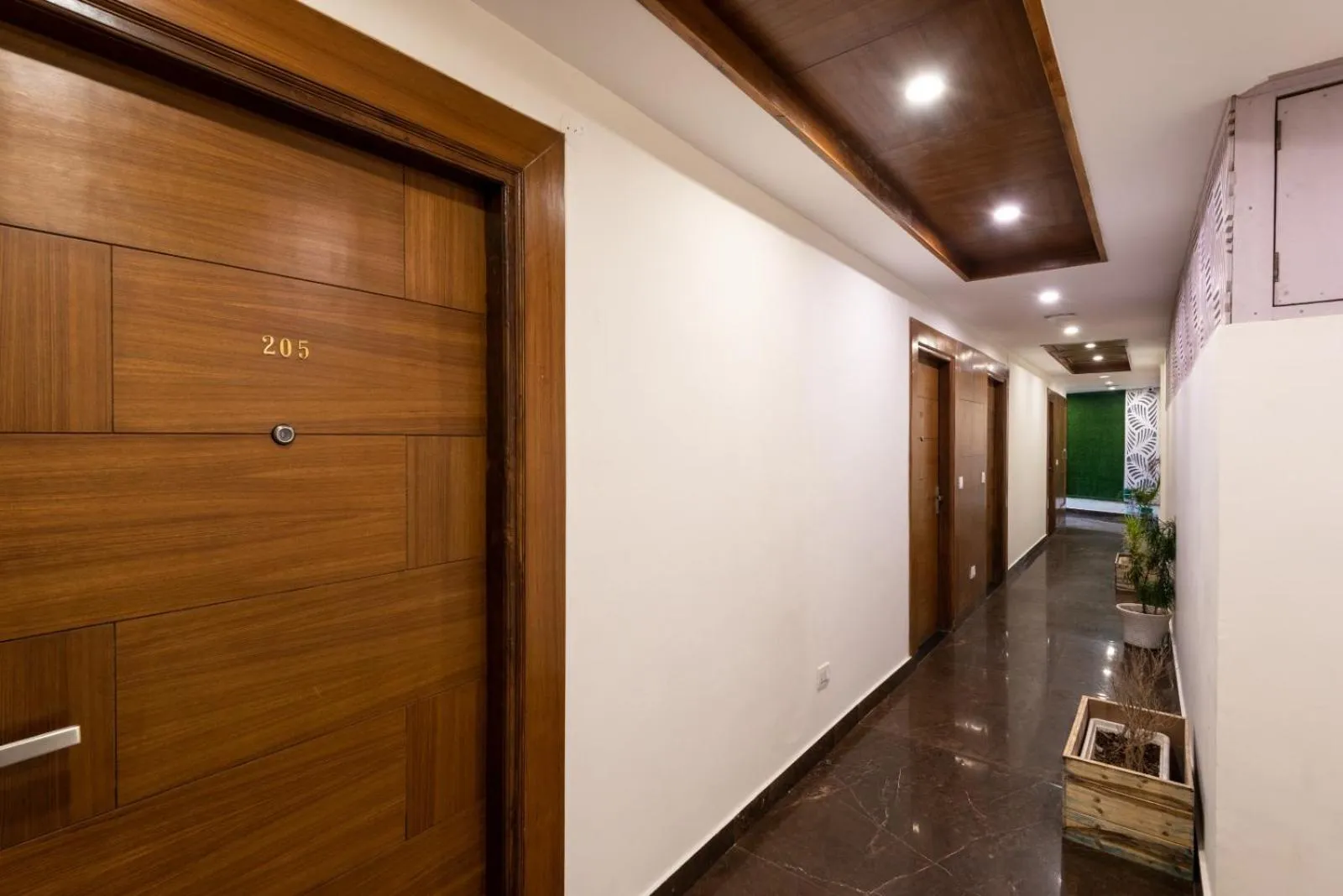 Shining hills by Lawrence Hotels