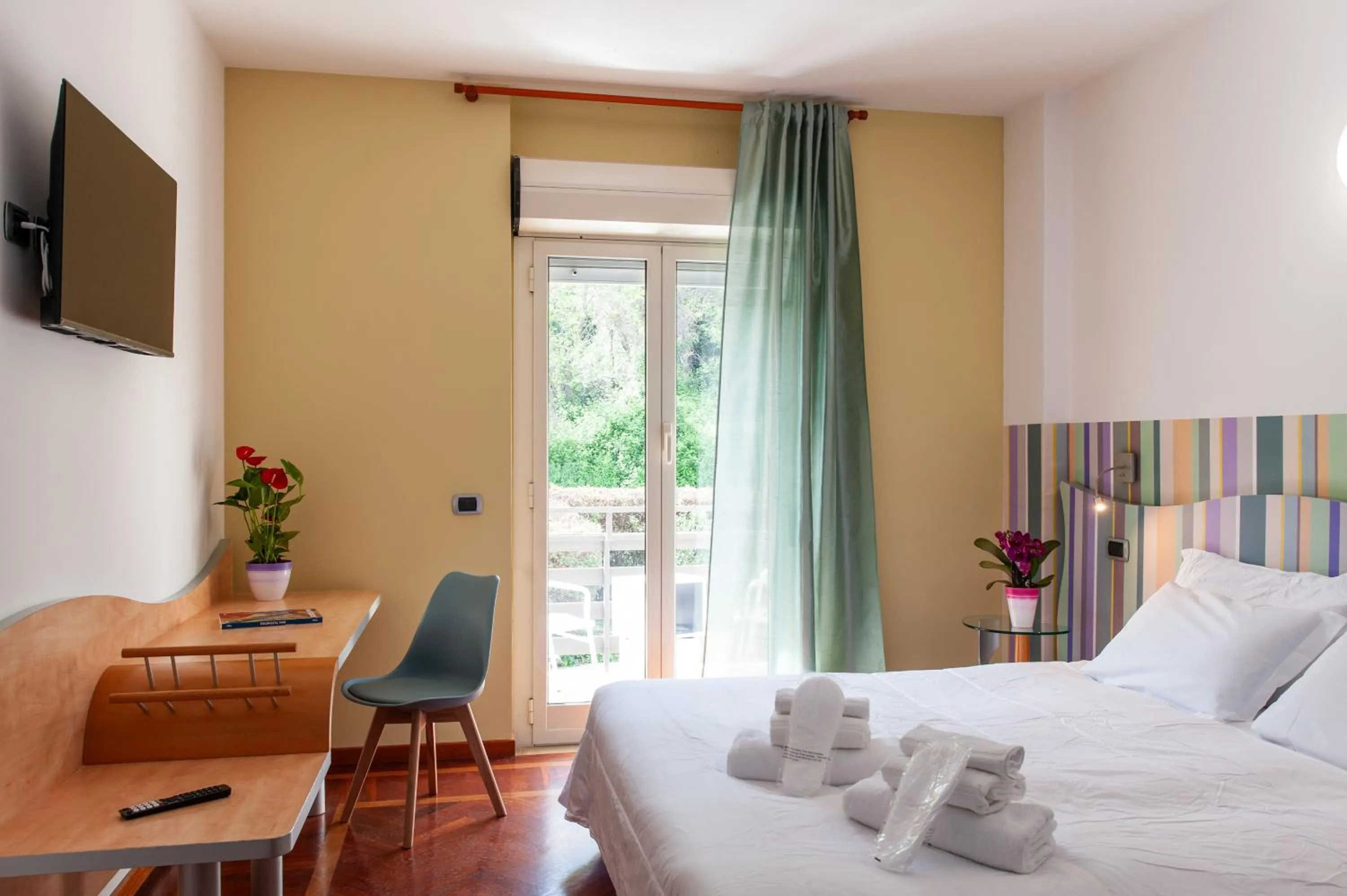 Bed in Lh Hotel Del Lago Bracciano