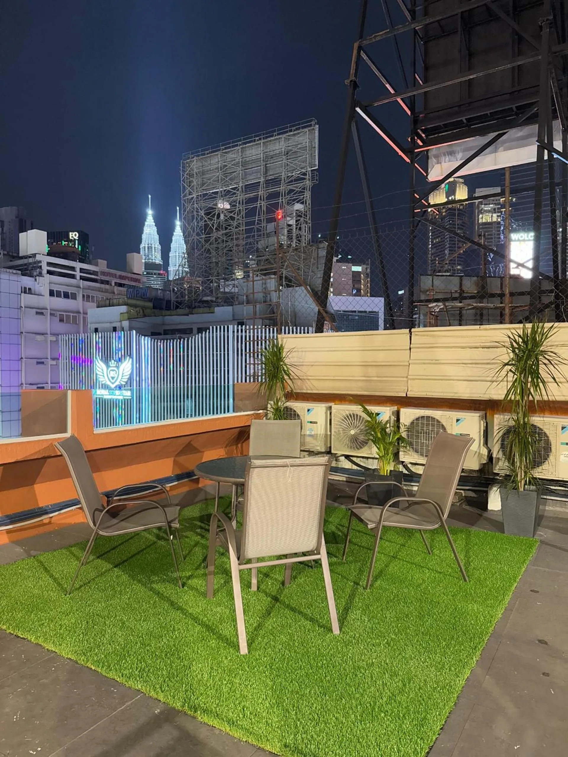 Garden in StarQ Hotel Bukit Bintang